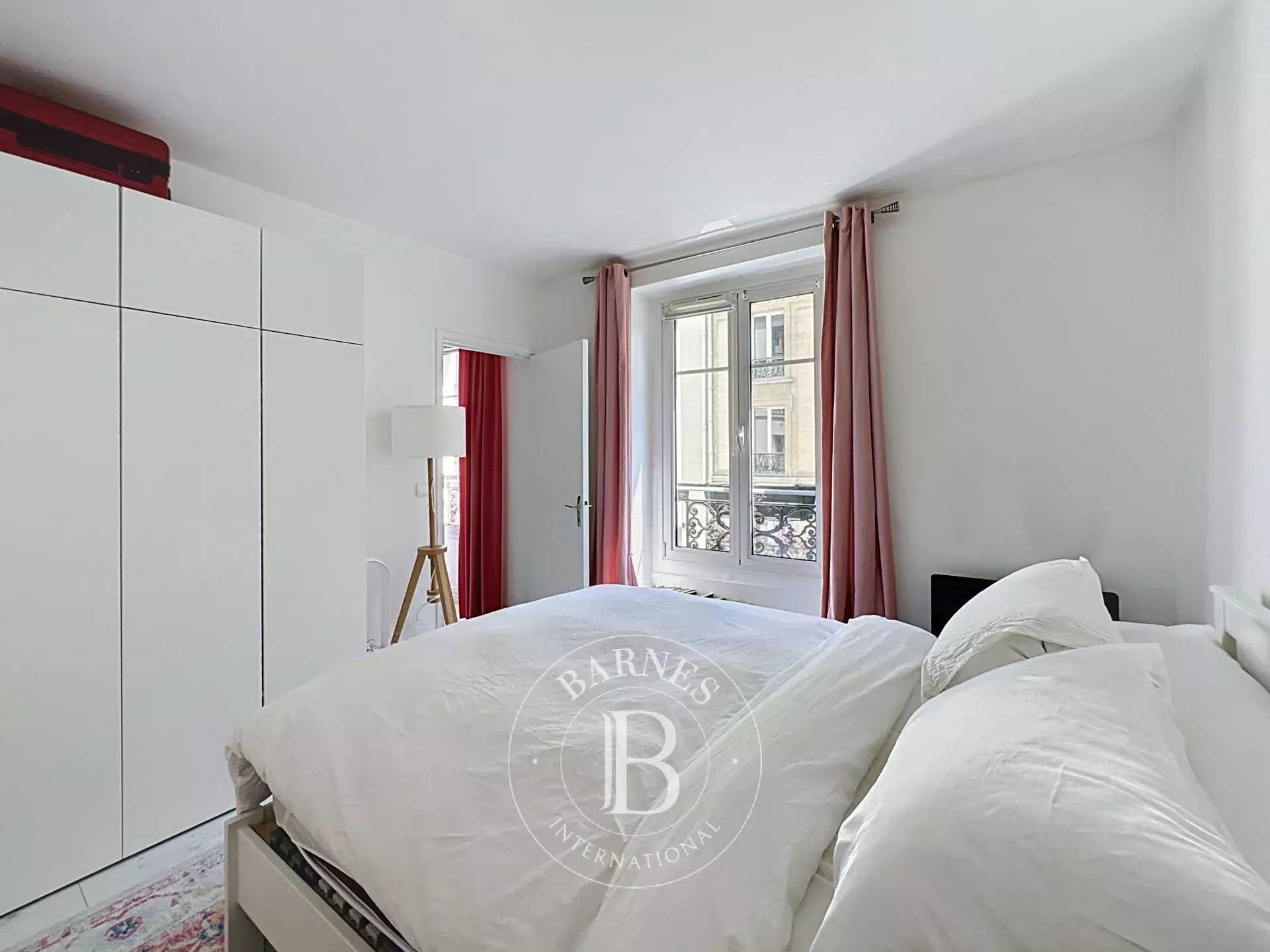 Paris  - Piso 2 Cuartos, 1 Habitacion