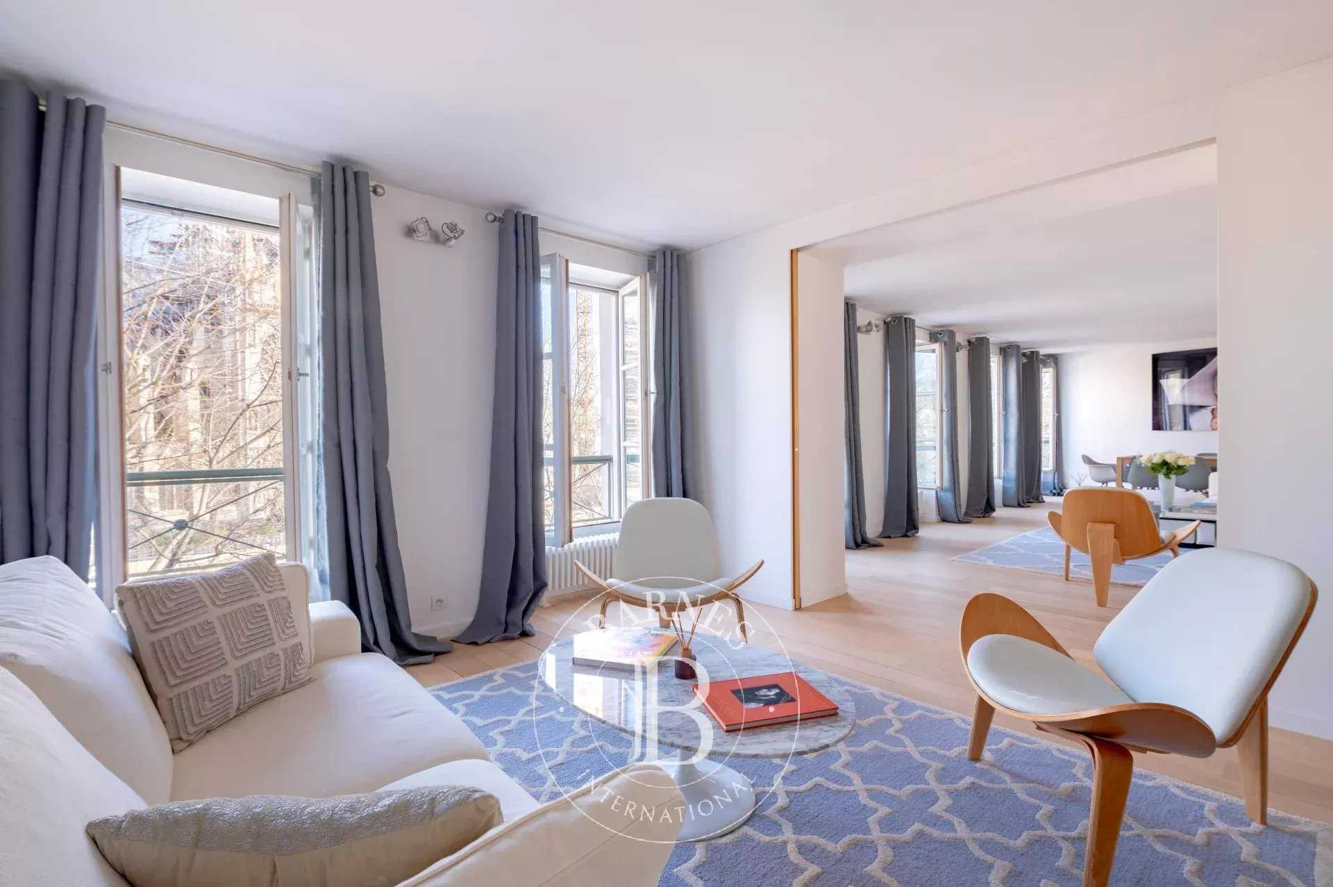 Paris  - Apartment 2 Bedrooms