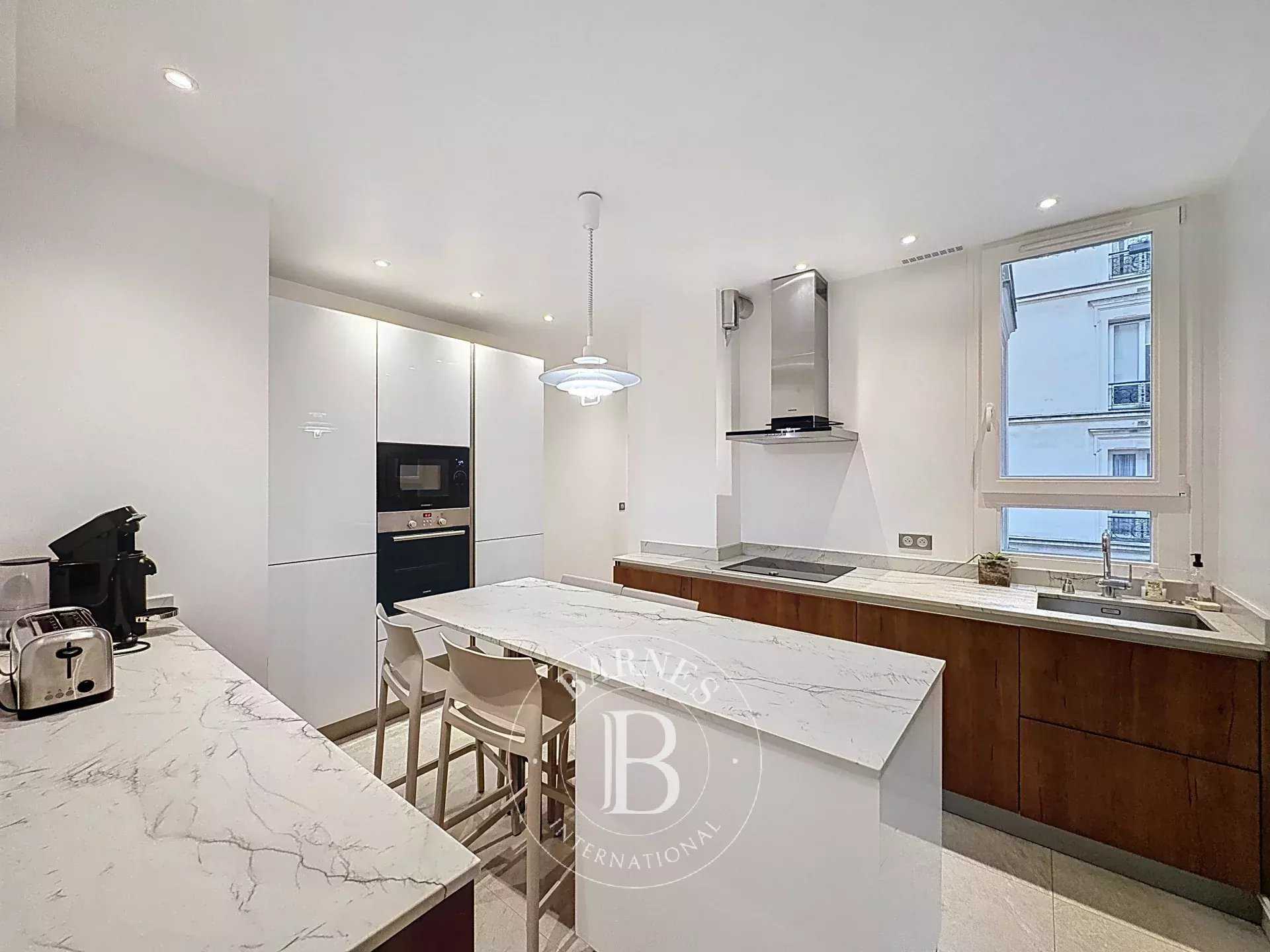 Paris  - Apartment 2 Bedrooms