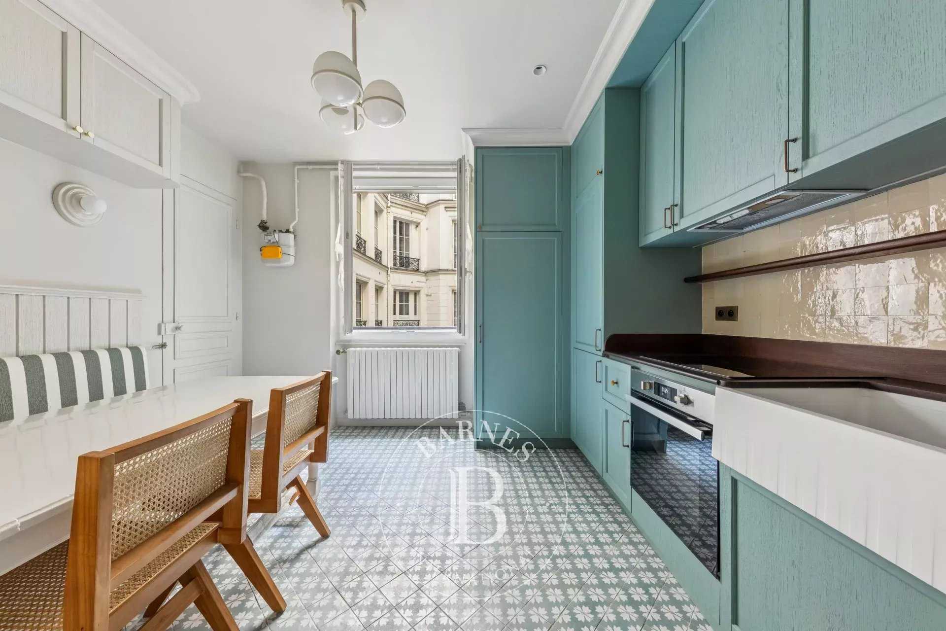 Paris  - Piso 5 Cuartos 3 Habitaciones