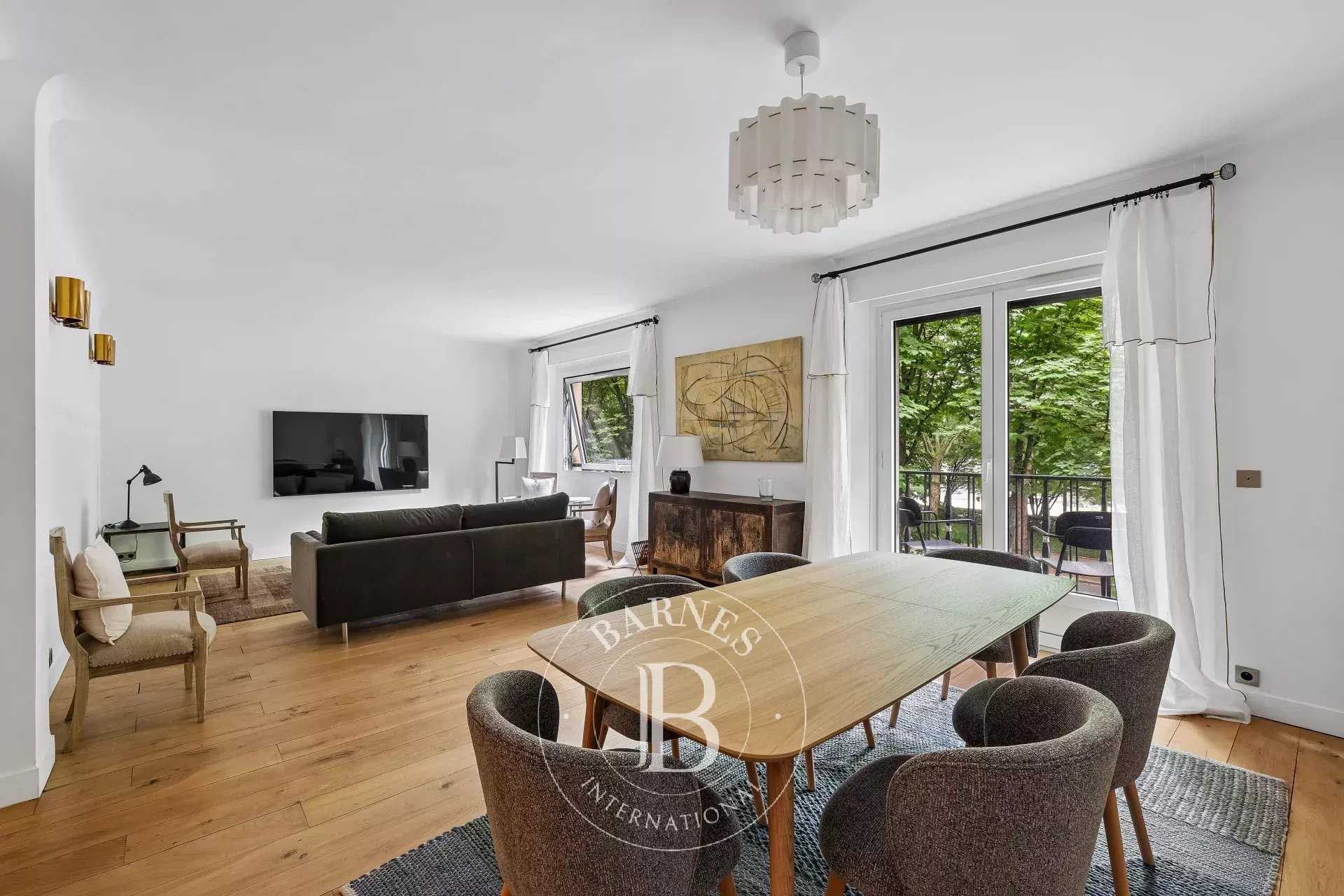 Paris  - Apartment 2 Bedrooms