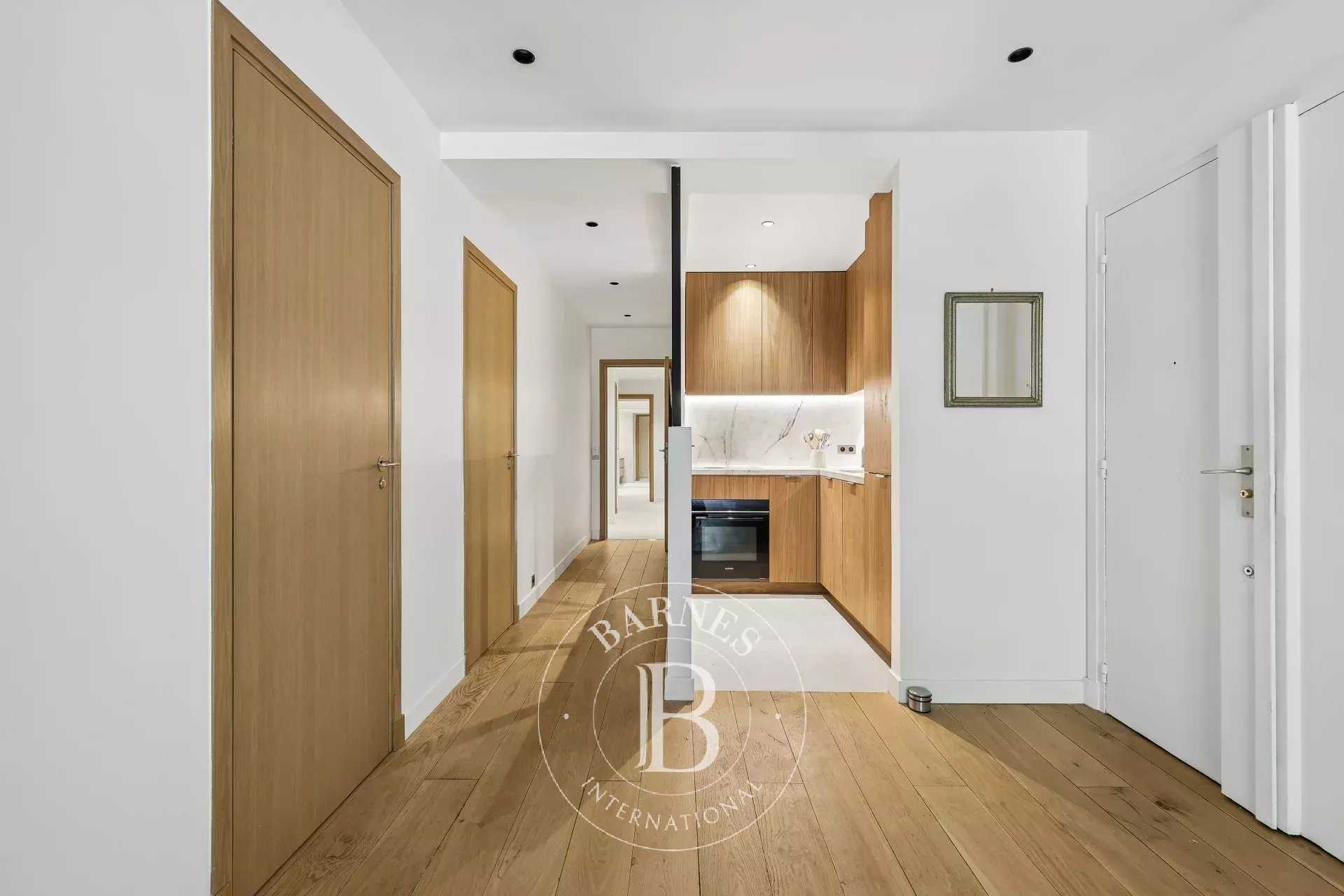 Paris  - Apartment 2 Bedrooms