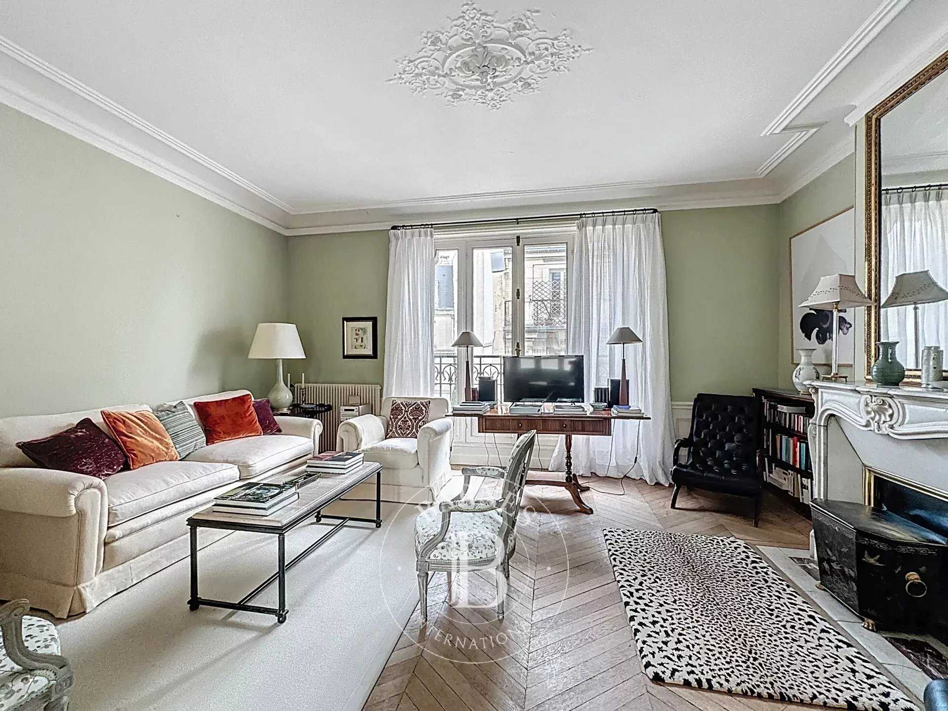 Paris  - Apartment 2 Bedrooms