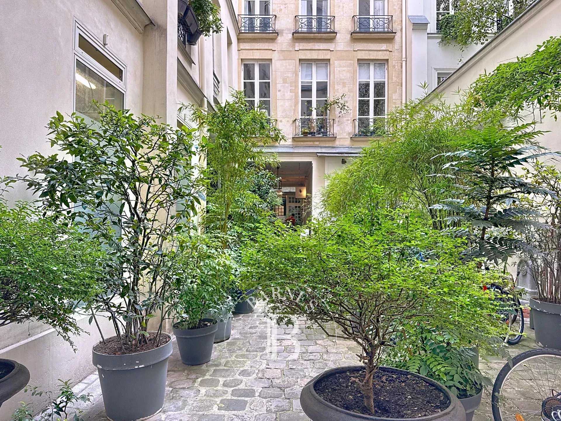 Paris  - Appartement 2 Pi&egrave;ces, 1 Chambre