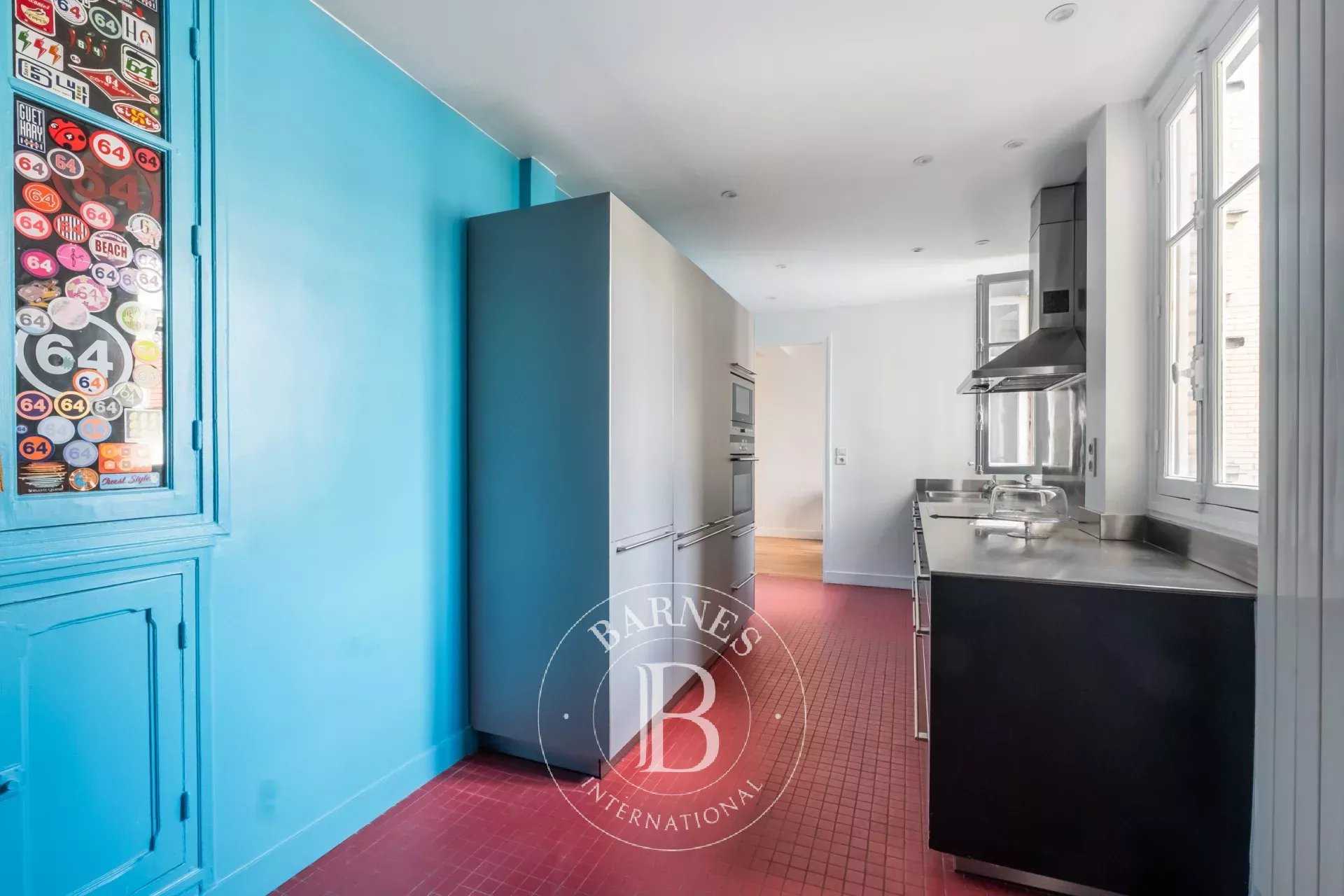 Paris  - Apartment 3 Bedrooms