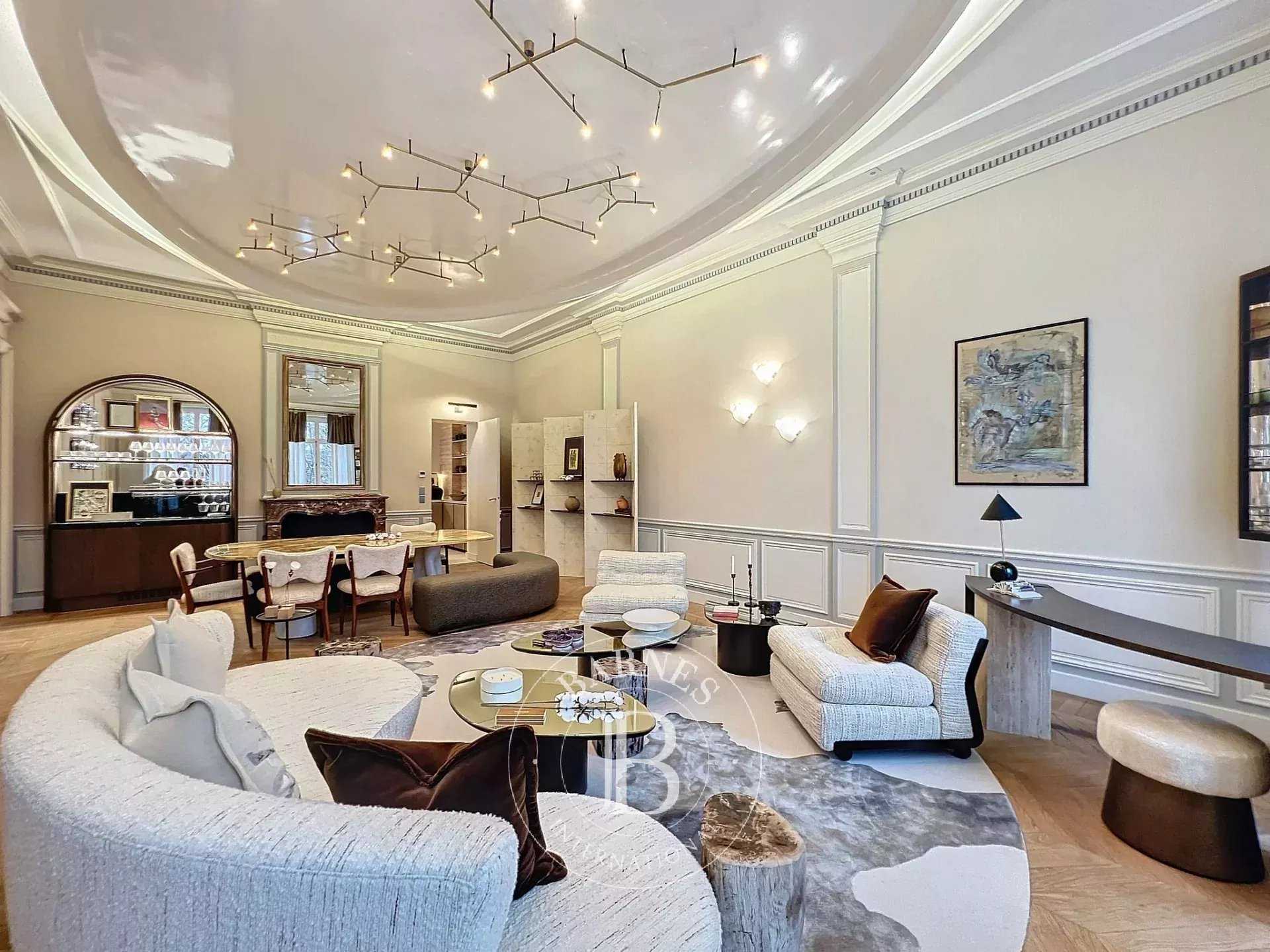 Paris  - Apartment 2 Bedrooms