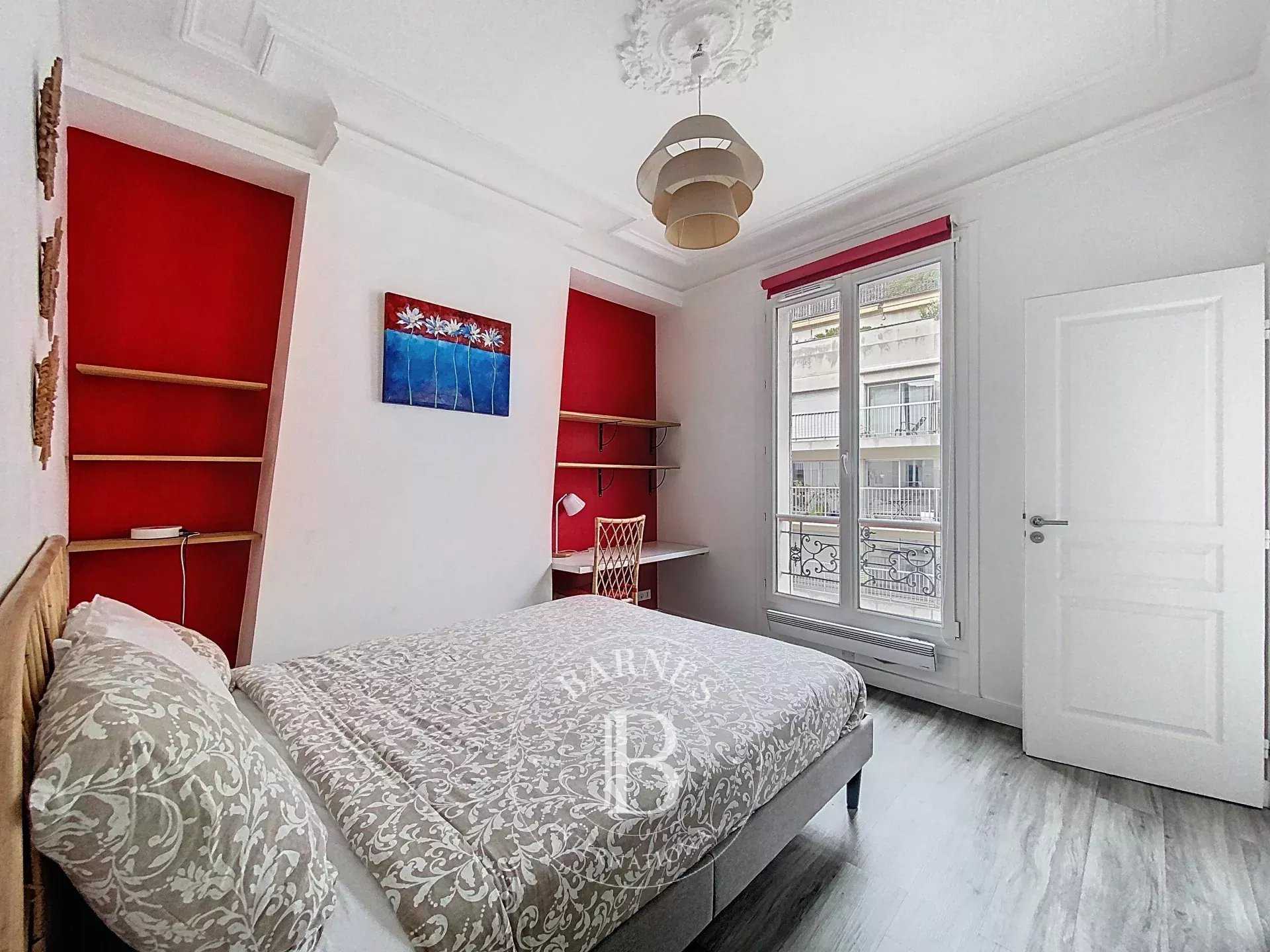 Paris  - Apartment 3 Bedrooms