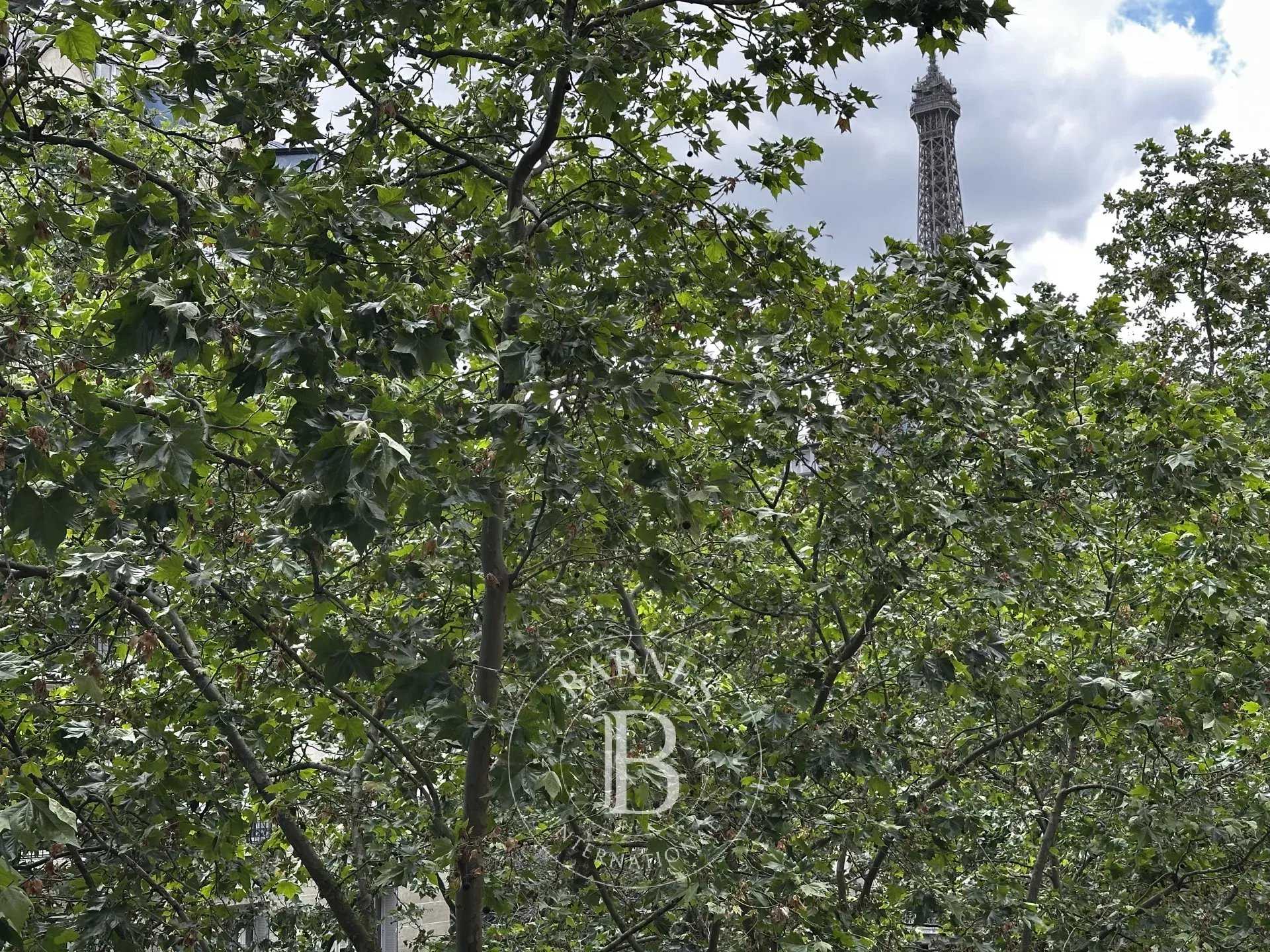 Paris  - Apartment 4 Bedrooms