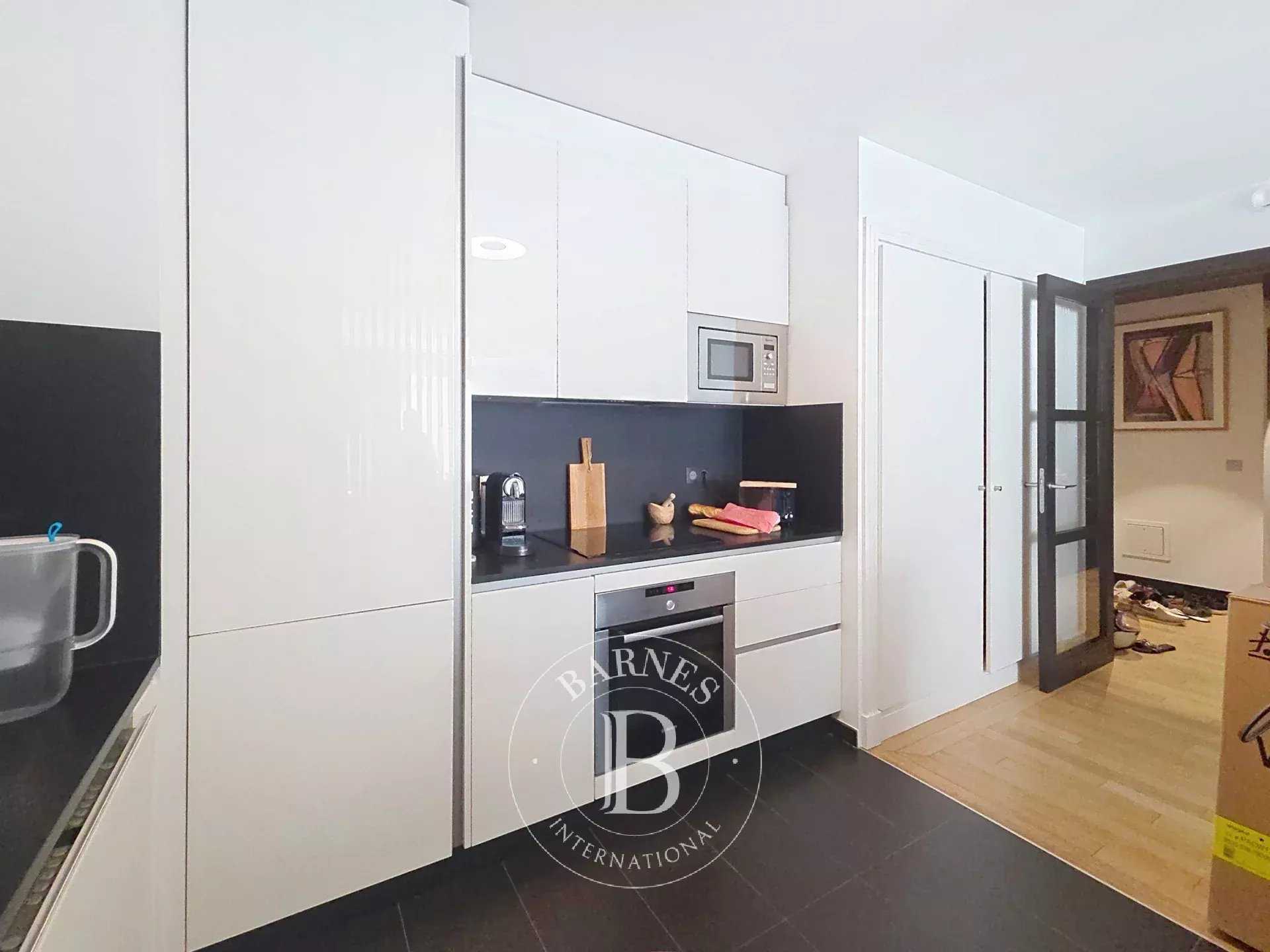 Paris  - Apartment 2 Bedrooms