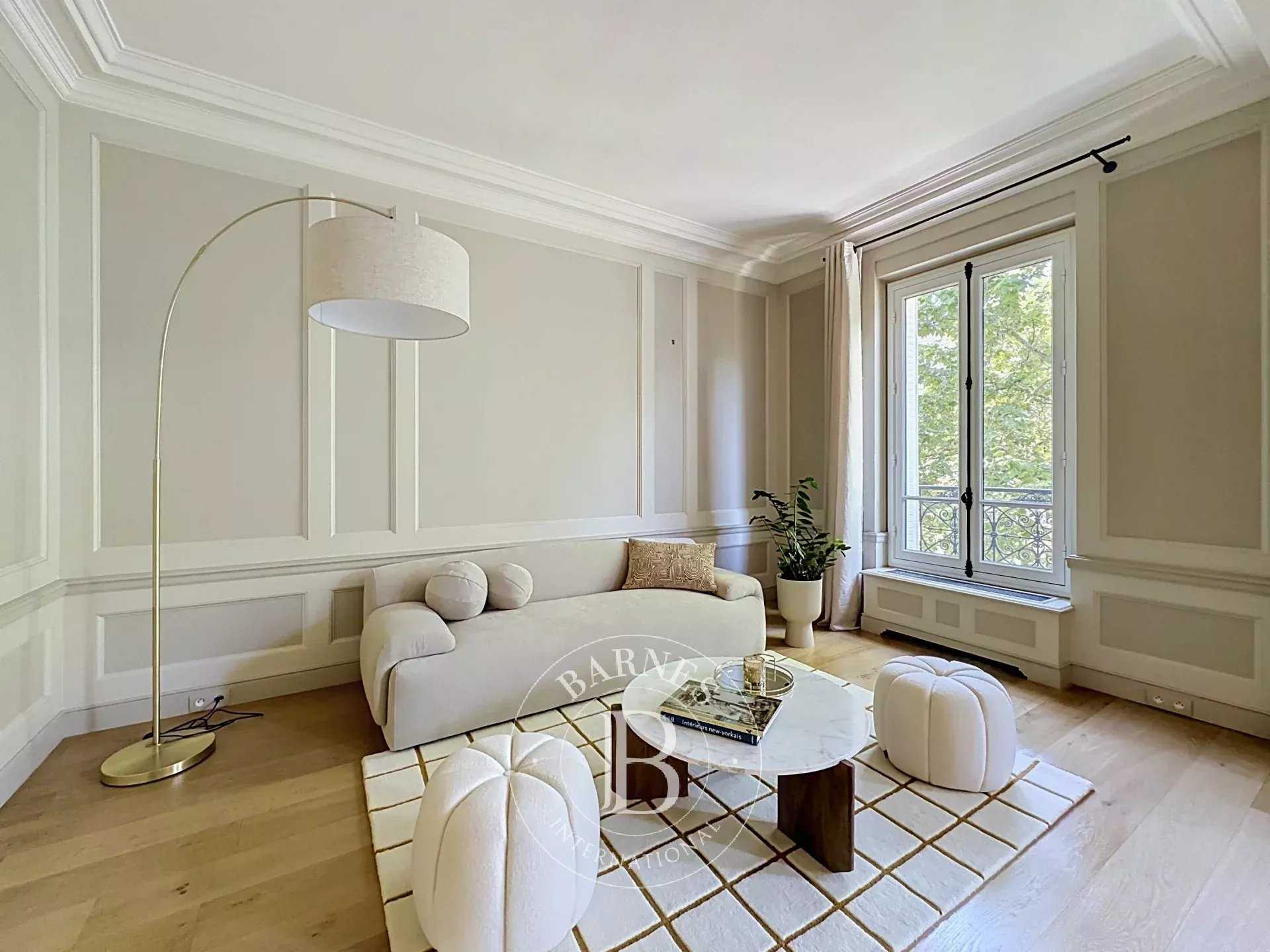 Paris  - Appartement 2 Pi&egrave;ces, 1 Chambre
