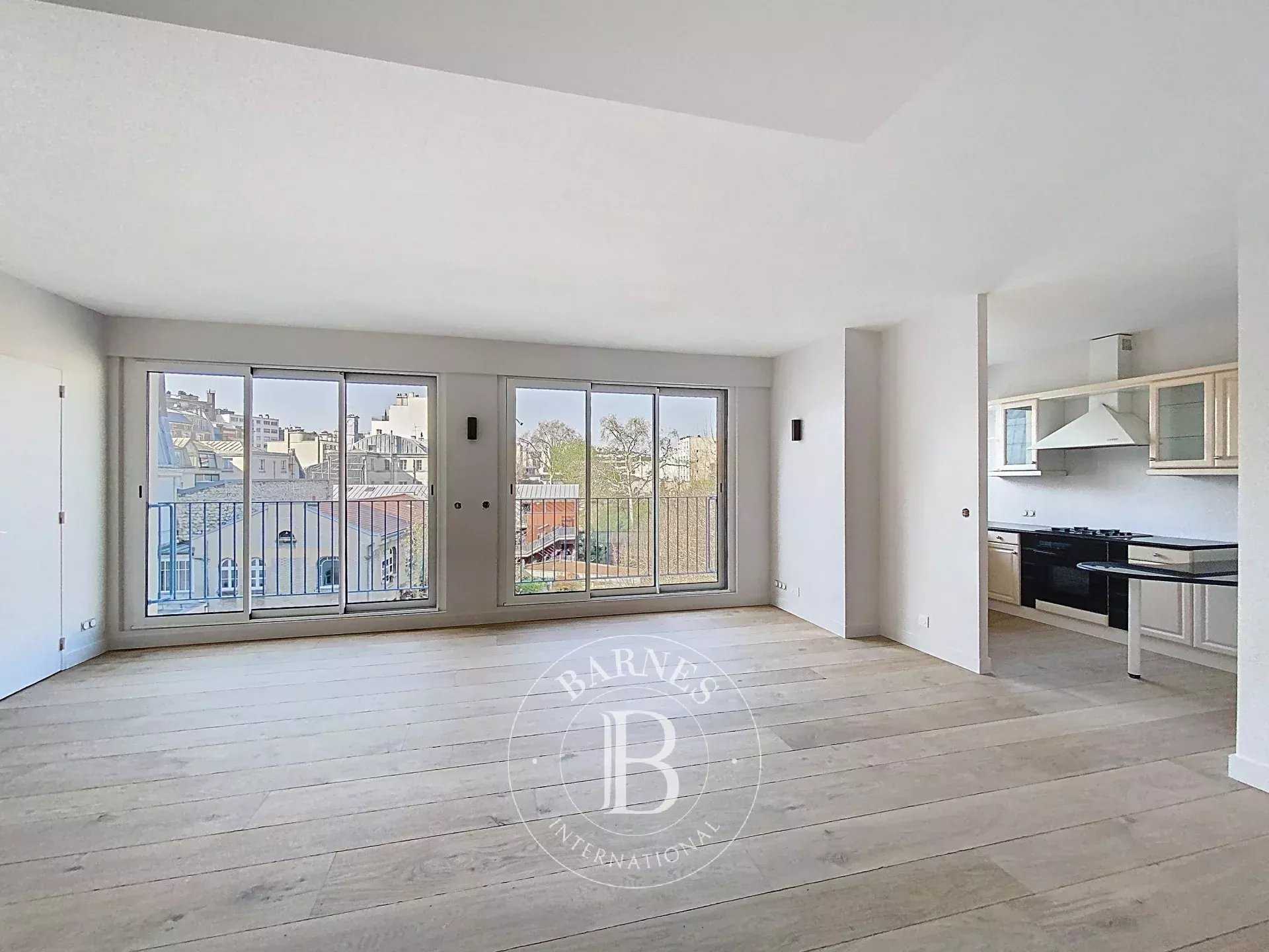 Paris  - Appartement 2 Pièces, 1 Chambre