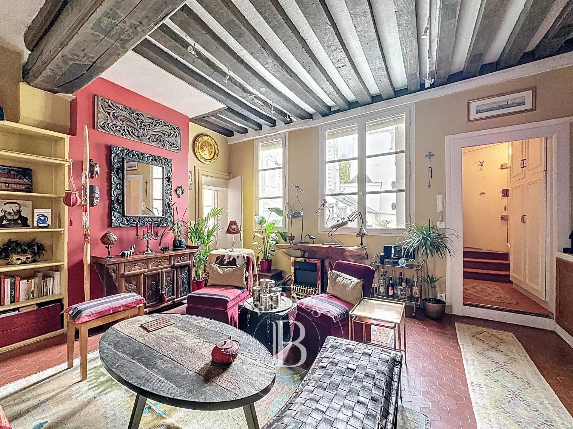 Paris  - Appartement 2 Pièces, 1 Chambre