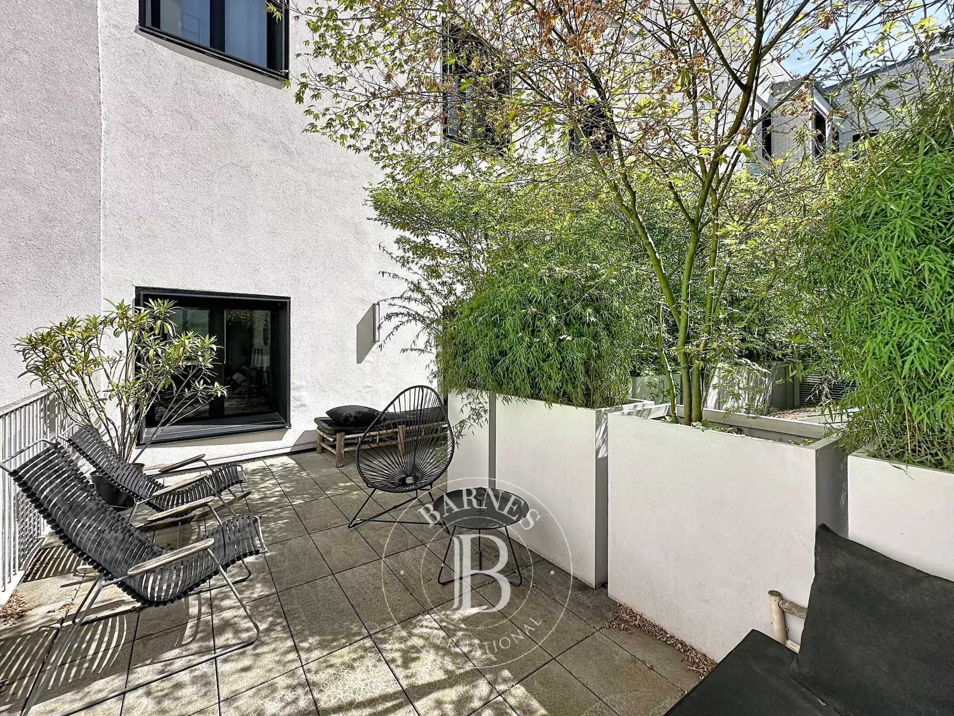 Paris  - Appartement 2 Pi&egrave;ces, 1 Chambre