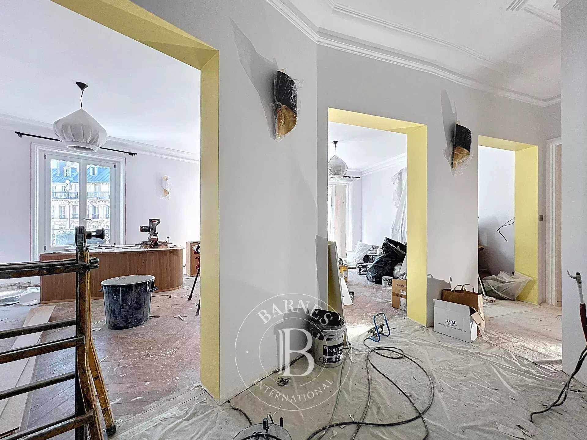 Paris  - Appartement 3 Pièces 2 Chambres