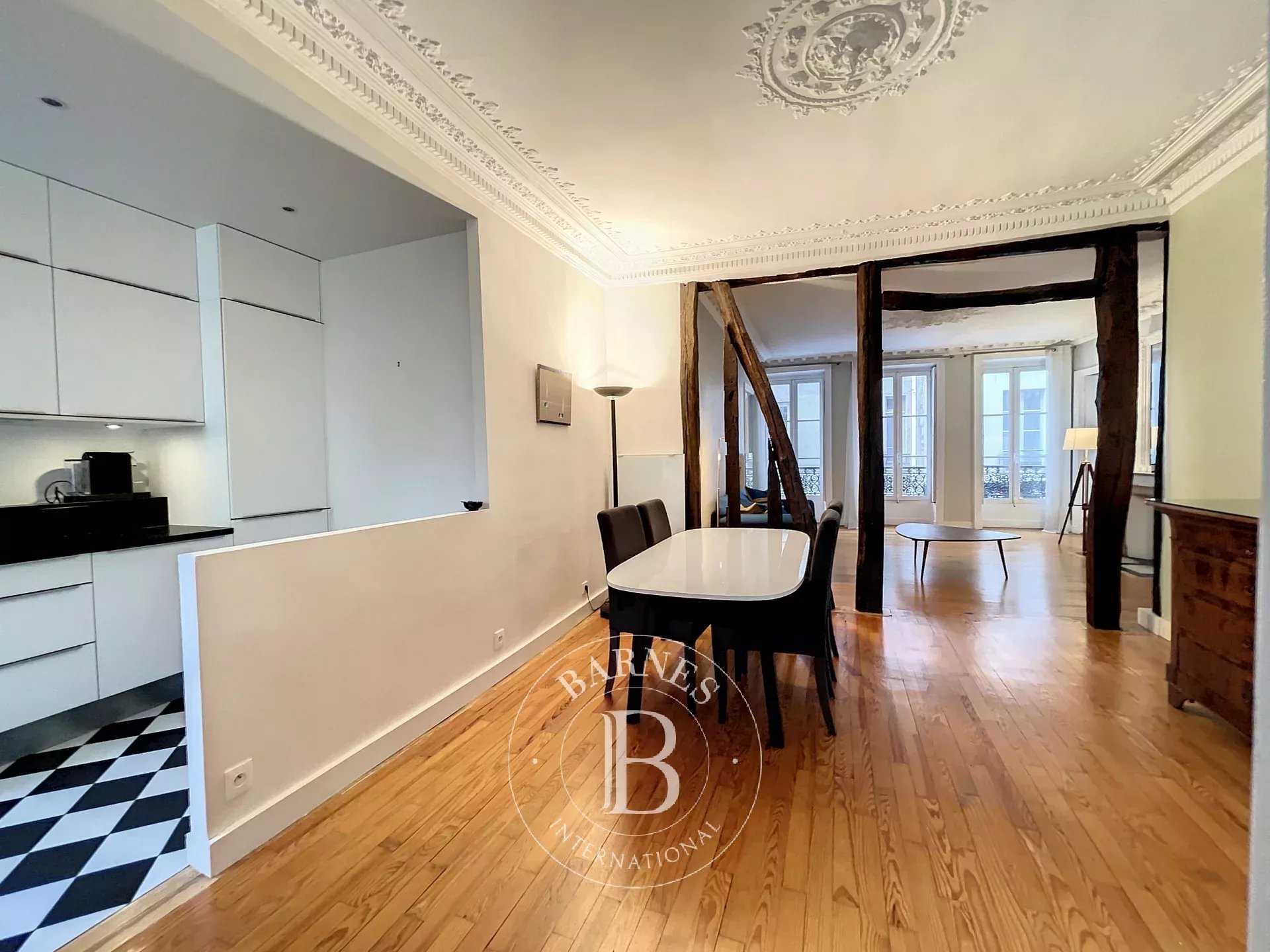 Paris  - Apartment 3 Bedrooms