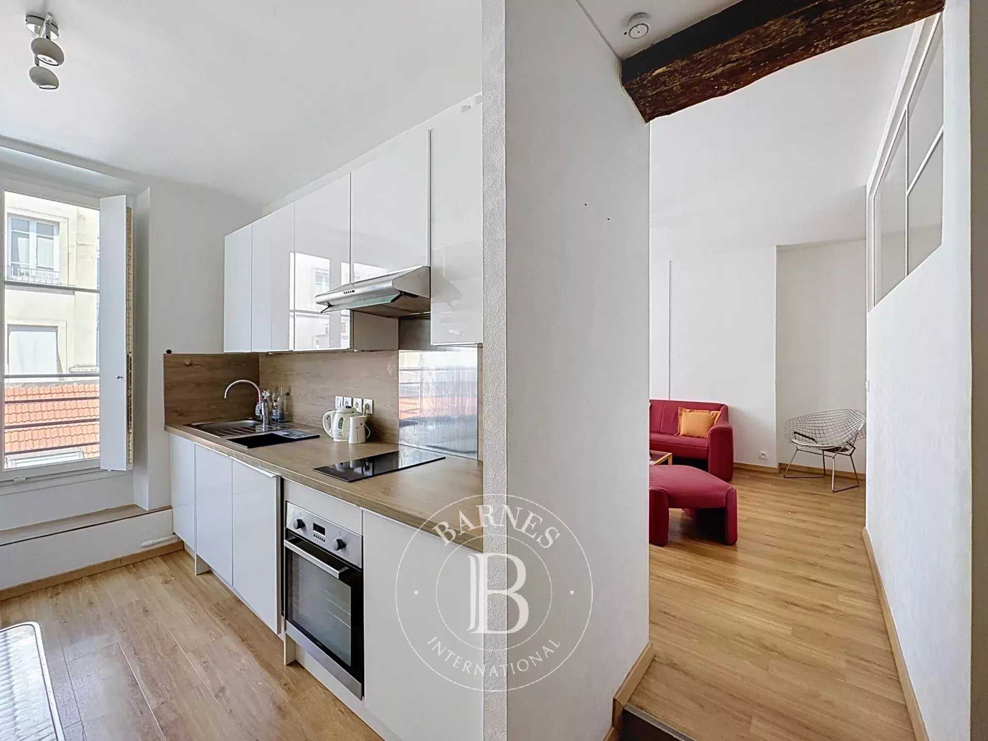 Paris  - Appartement 2 Pi&egrave;ces, 1 Chambre