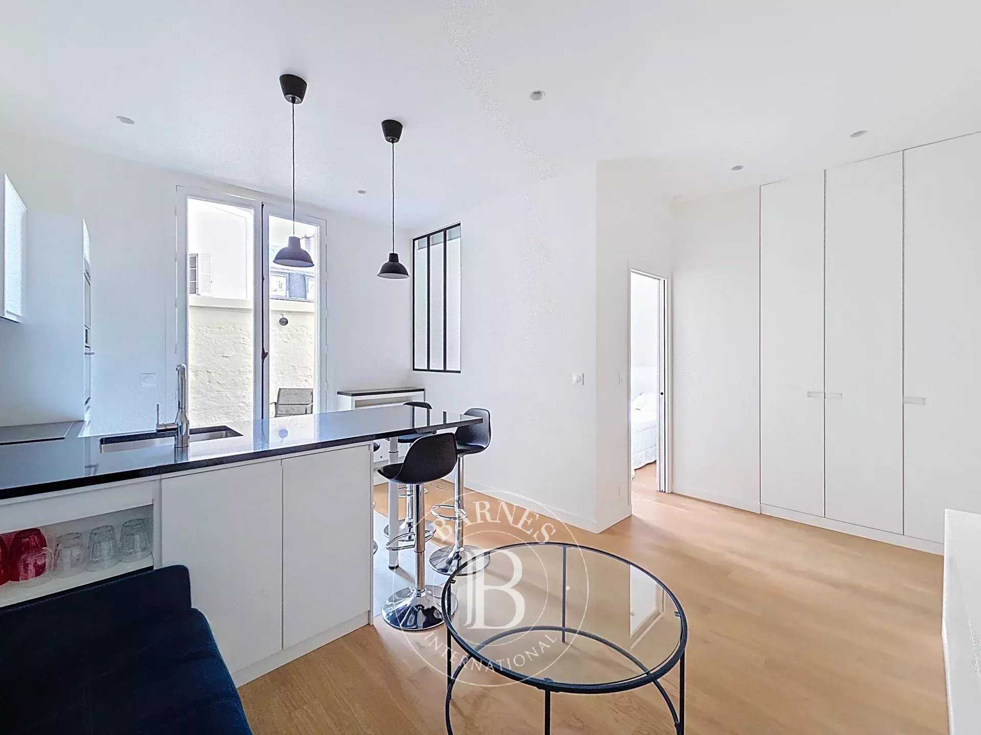 Paris  - Appartement 2 Pi&egrave;ces, 1 Chambre