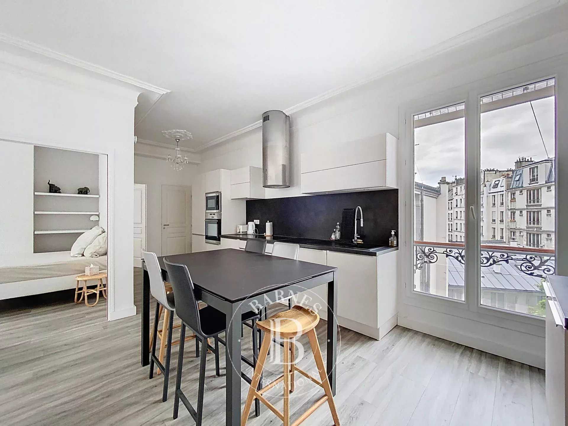 Paris  - Apartment 3 Bedrooms
