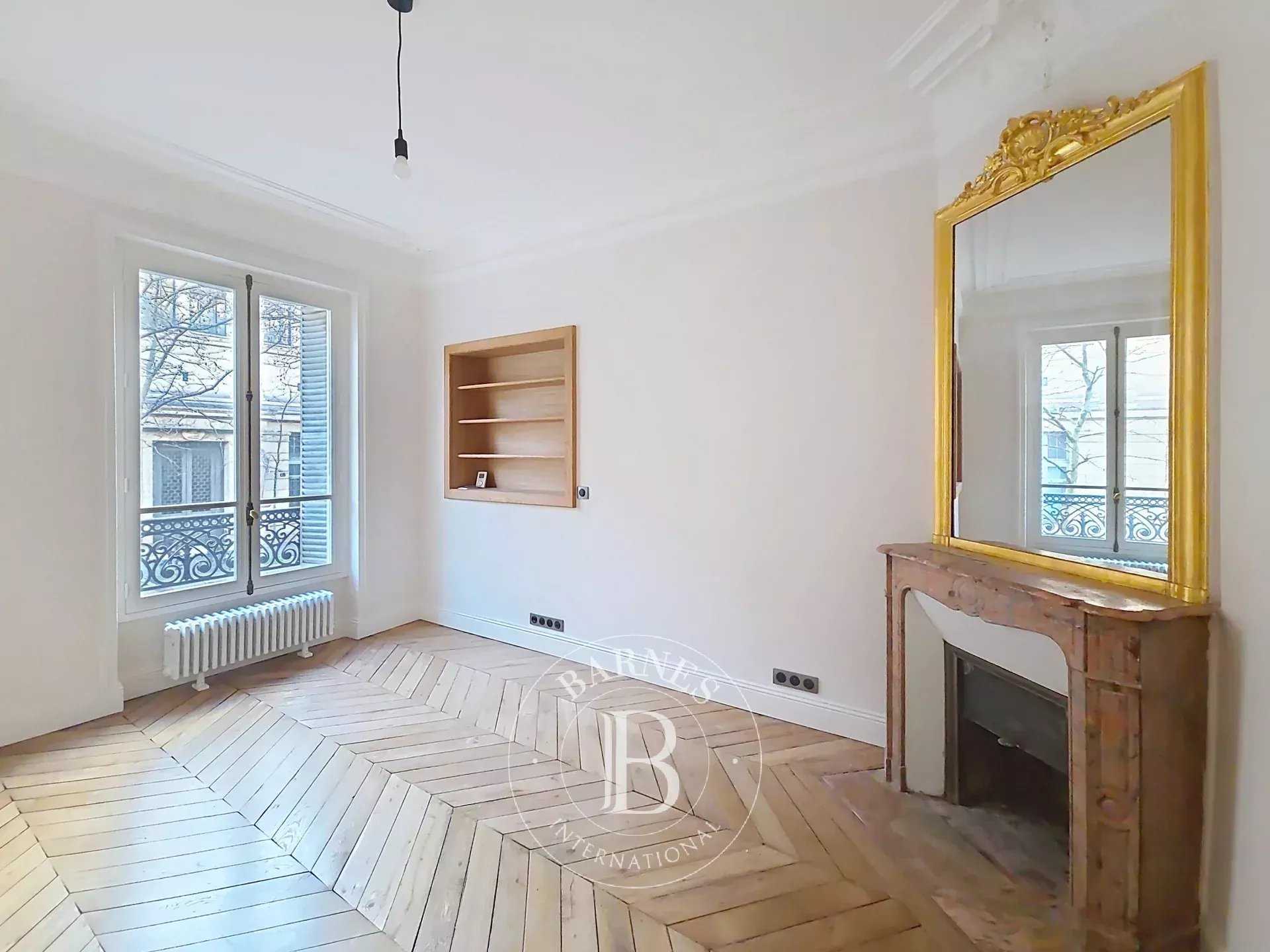 Paris  - Apartment 2 Bedrooms