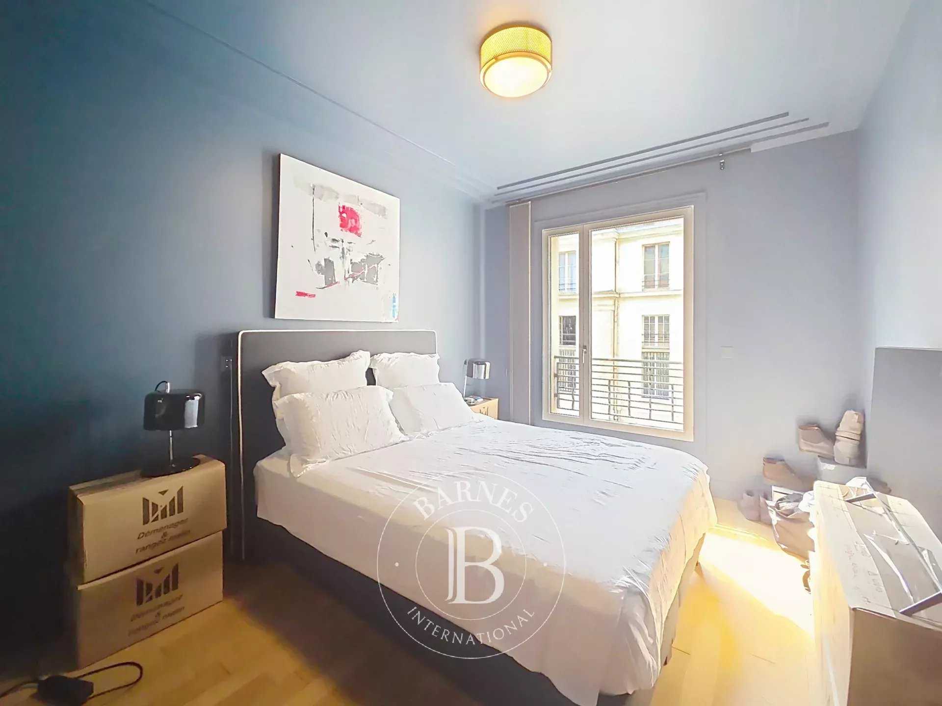 Paris  - Apartment 2 Bedrooms