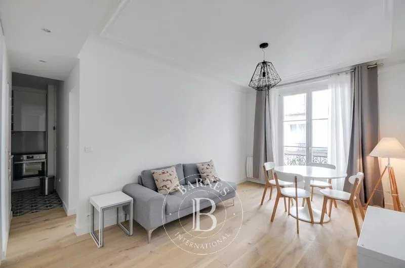 Paris  - Appartement 2 Pièces, 1 Chambre