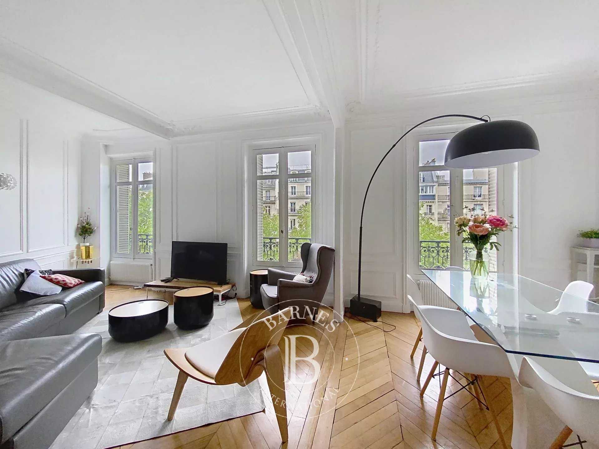 Paris  - Apartment 3 Bedrooms