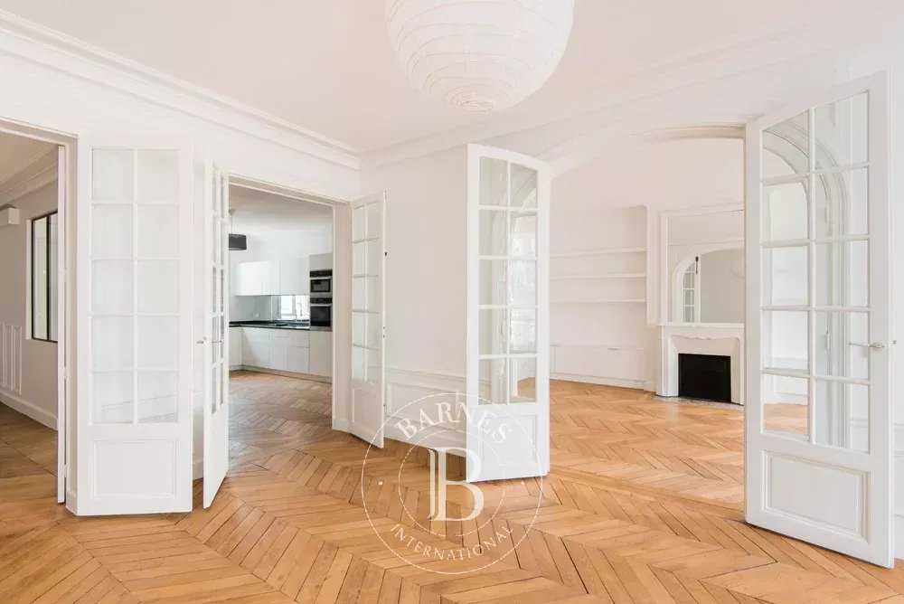 Paris  - Piso 4 Cuartos 2 Habitaciones