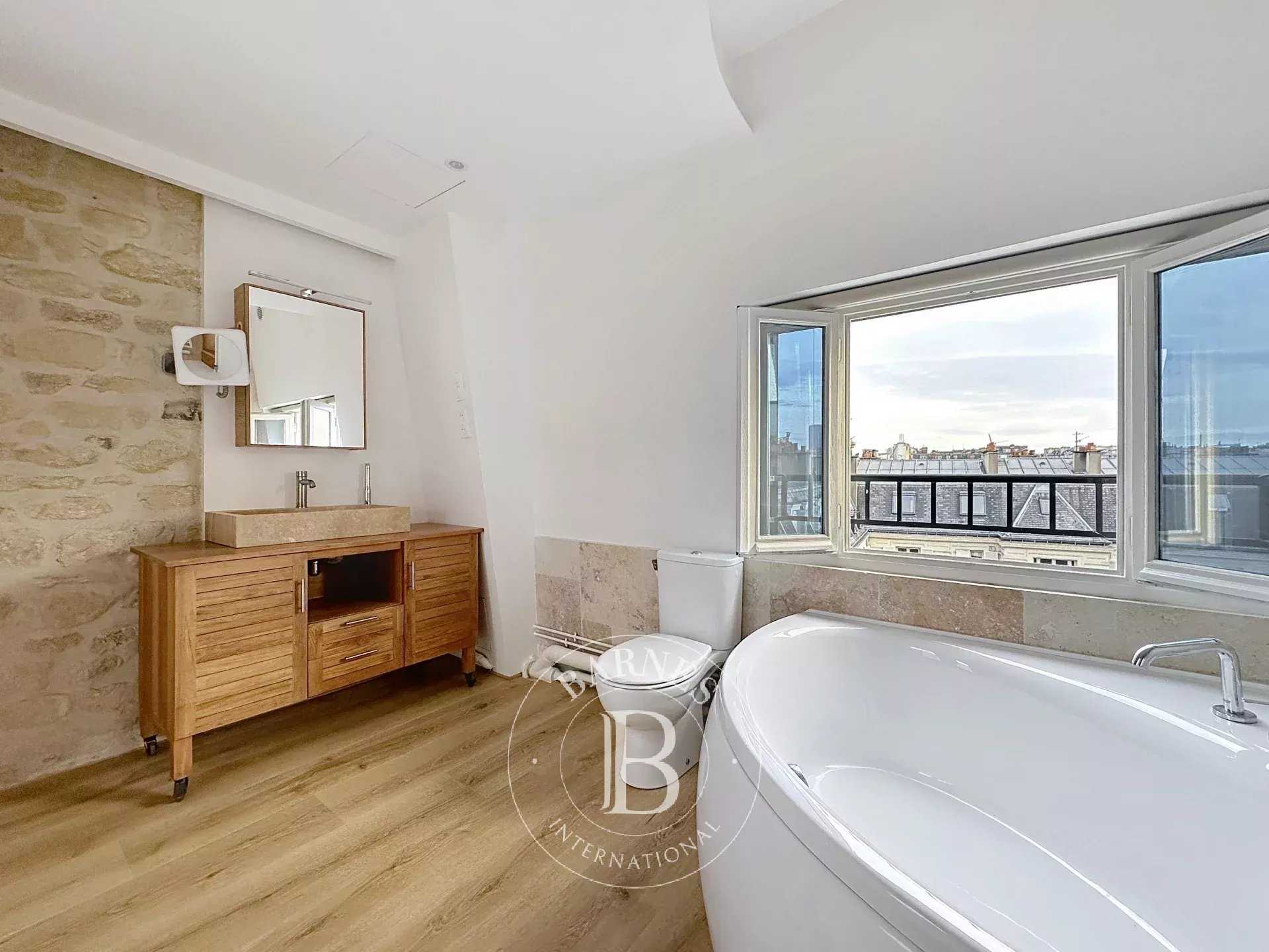 Paris  - Piso 1 Cuarto