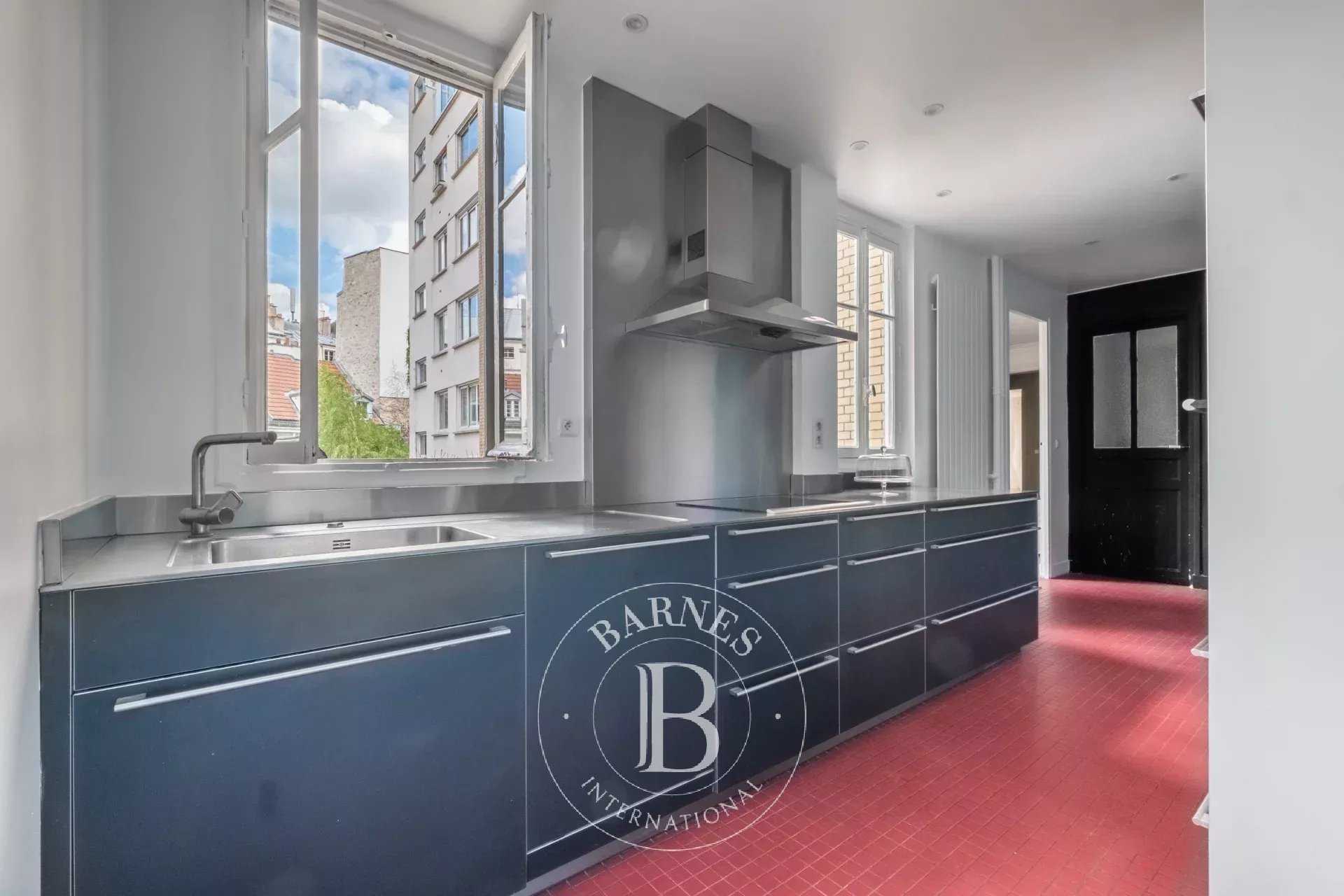Paris  - Apartment 3 Bedrooms