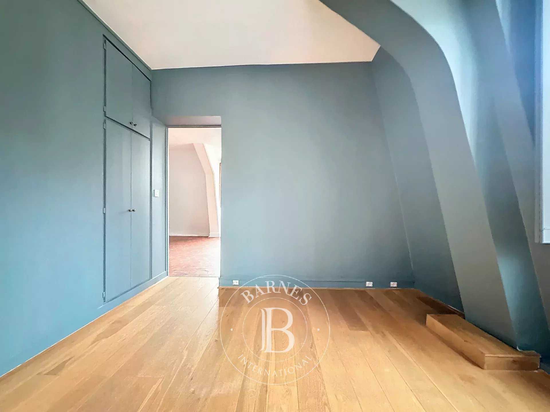 Appartement Paris 75007  -  ref 85419277 (picture 3)