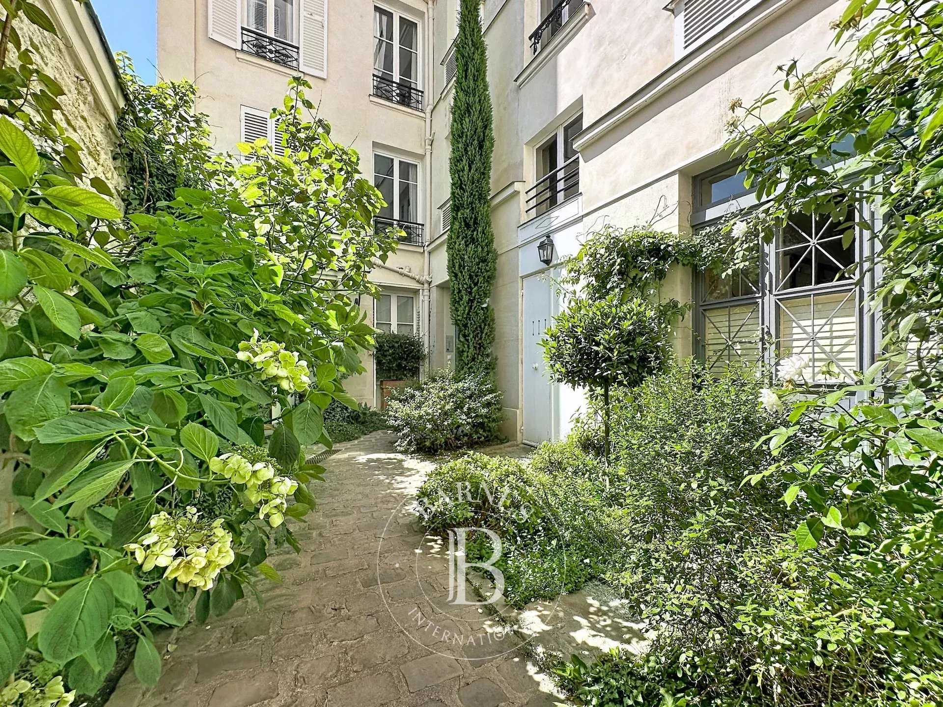 Apartment Paris 75007  -  ref 87116557 (picture 2)