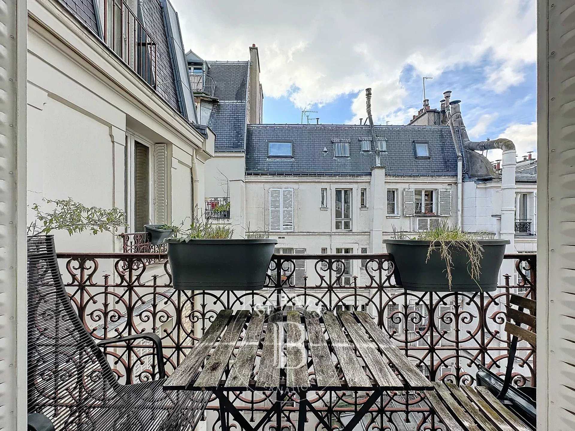 Appartement Paris 75007  -  ref 85570905 (picture 2)