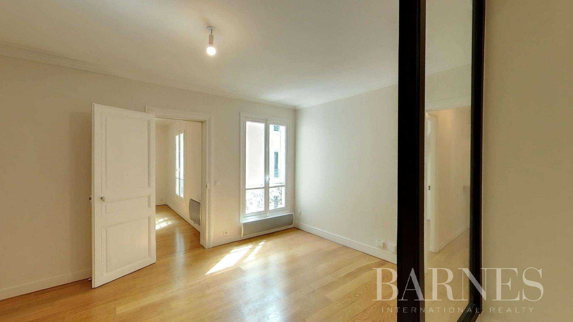 Appartement Paris 75007  -  ref 6734100 (picture 2)