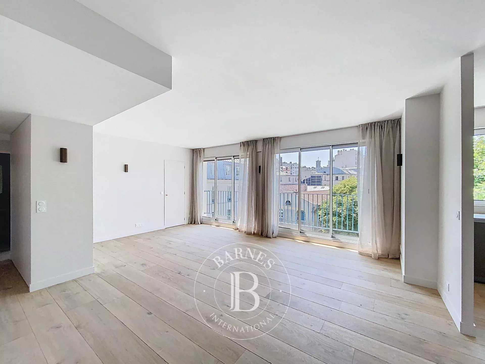 Appartement Paris 75006  -  ref 85827830 (picture 2)