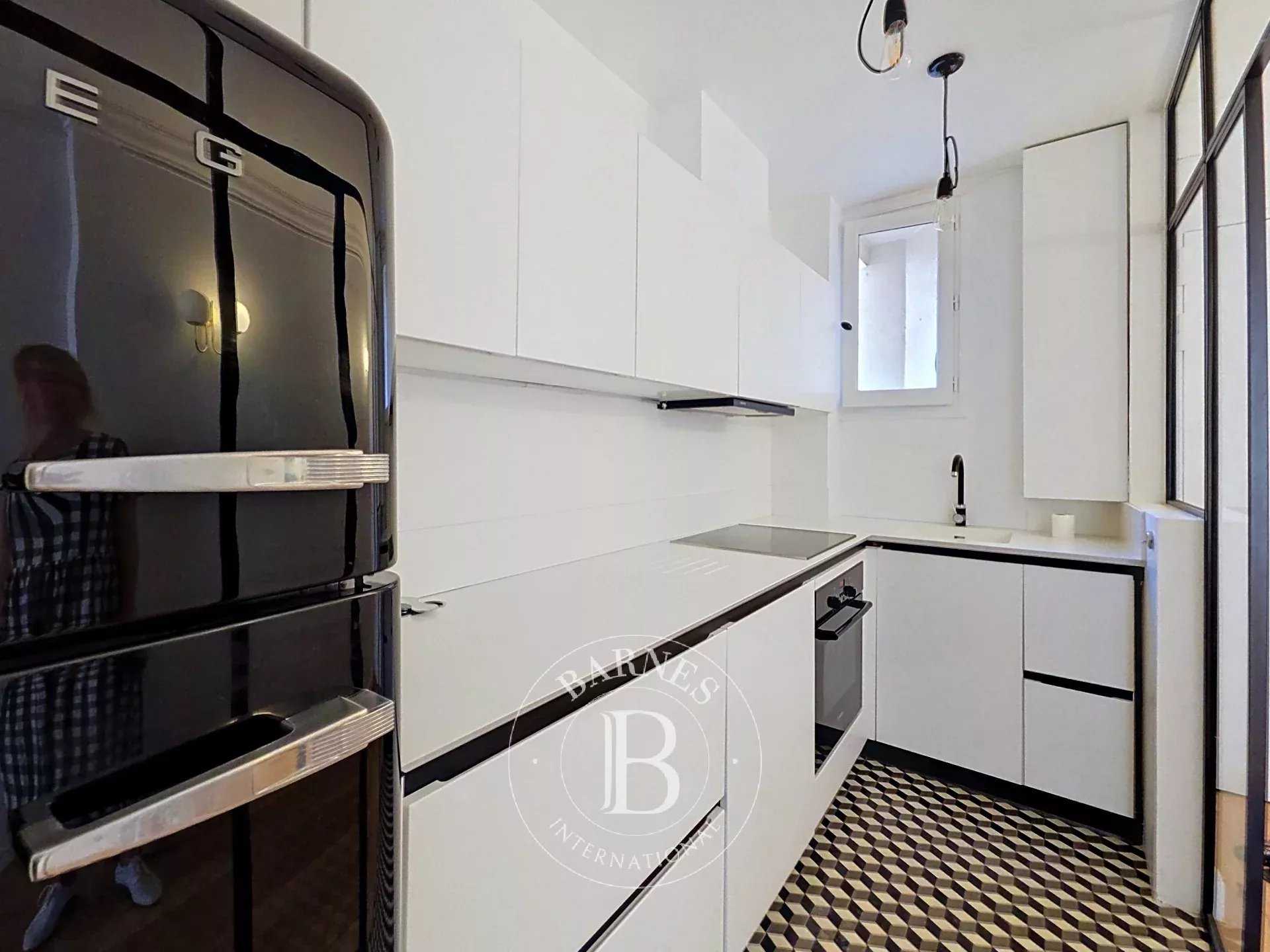 Appartement Paris 75006  -  ref 3708480 (picture 2)
