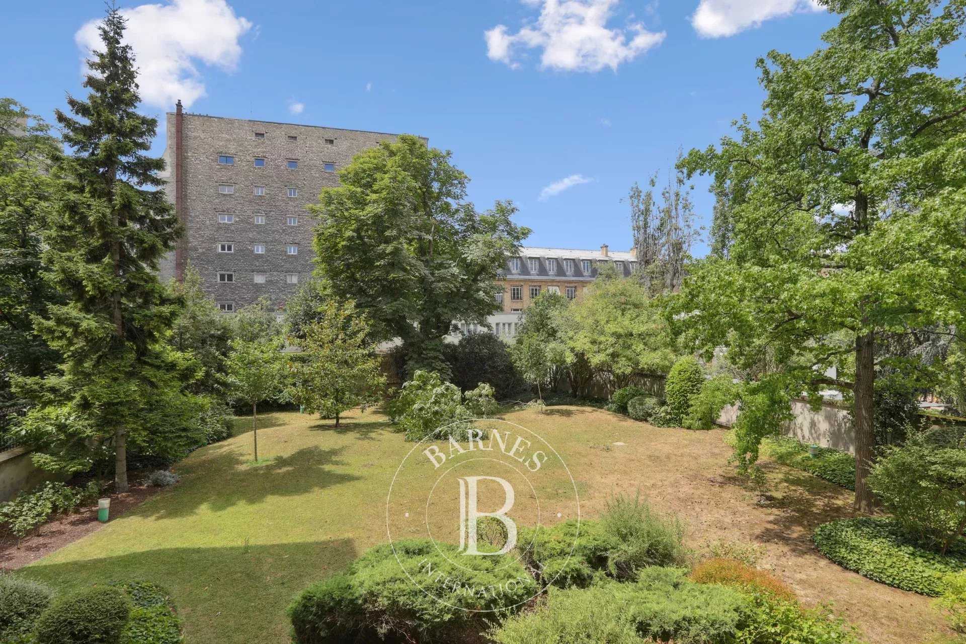Apartment Paris 75007  -  ref 86071681 (picture 2)