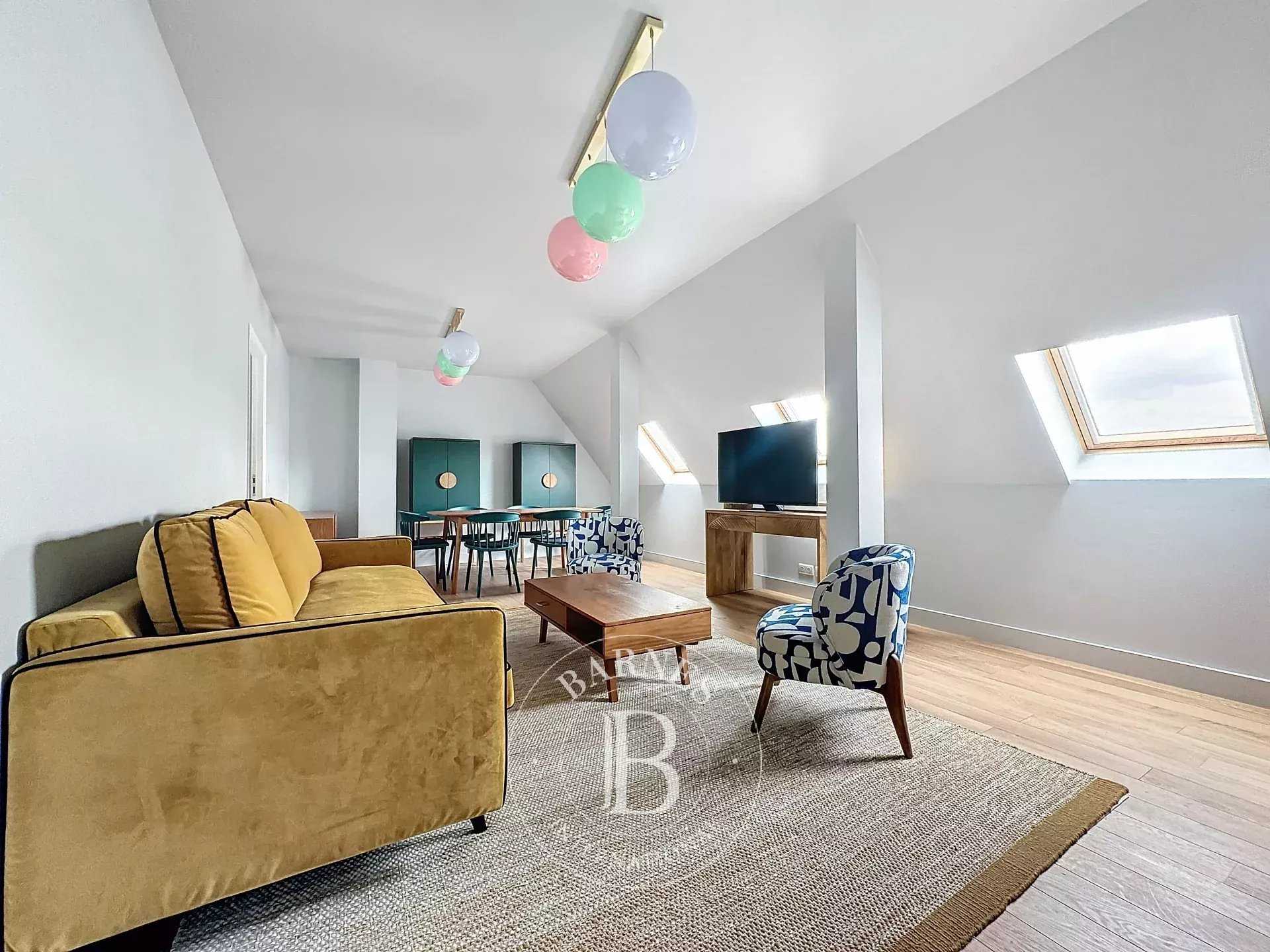 Apartment Paris 75007  -  ref 84661782 (picture 1)