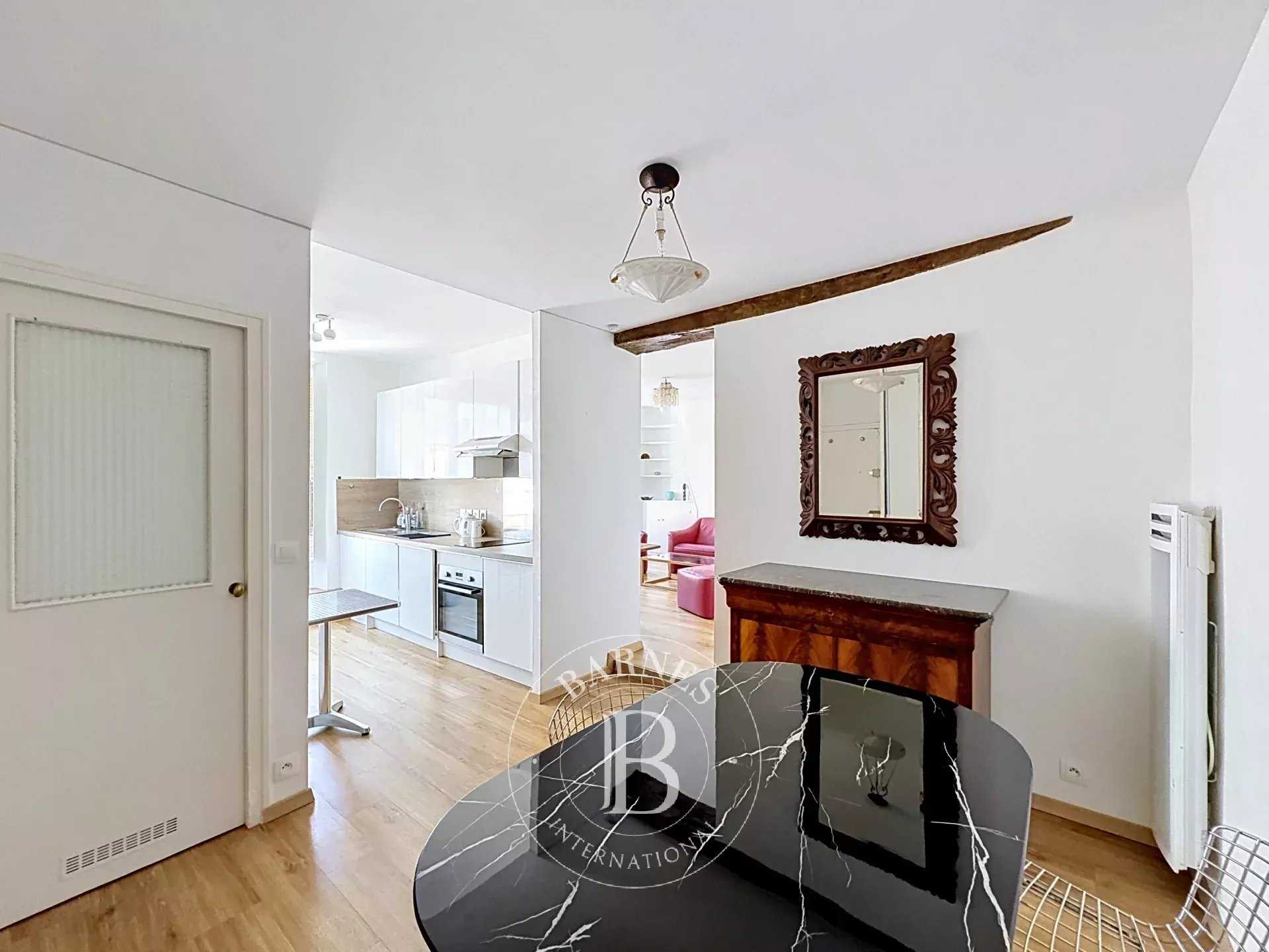 Apartment Paris 75006  -  ref 85794921 (picture 1)