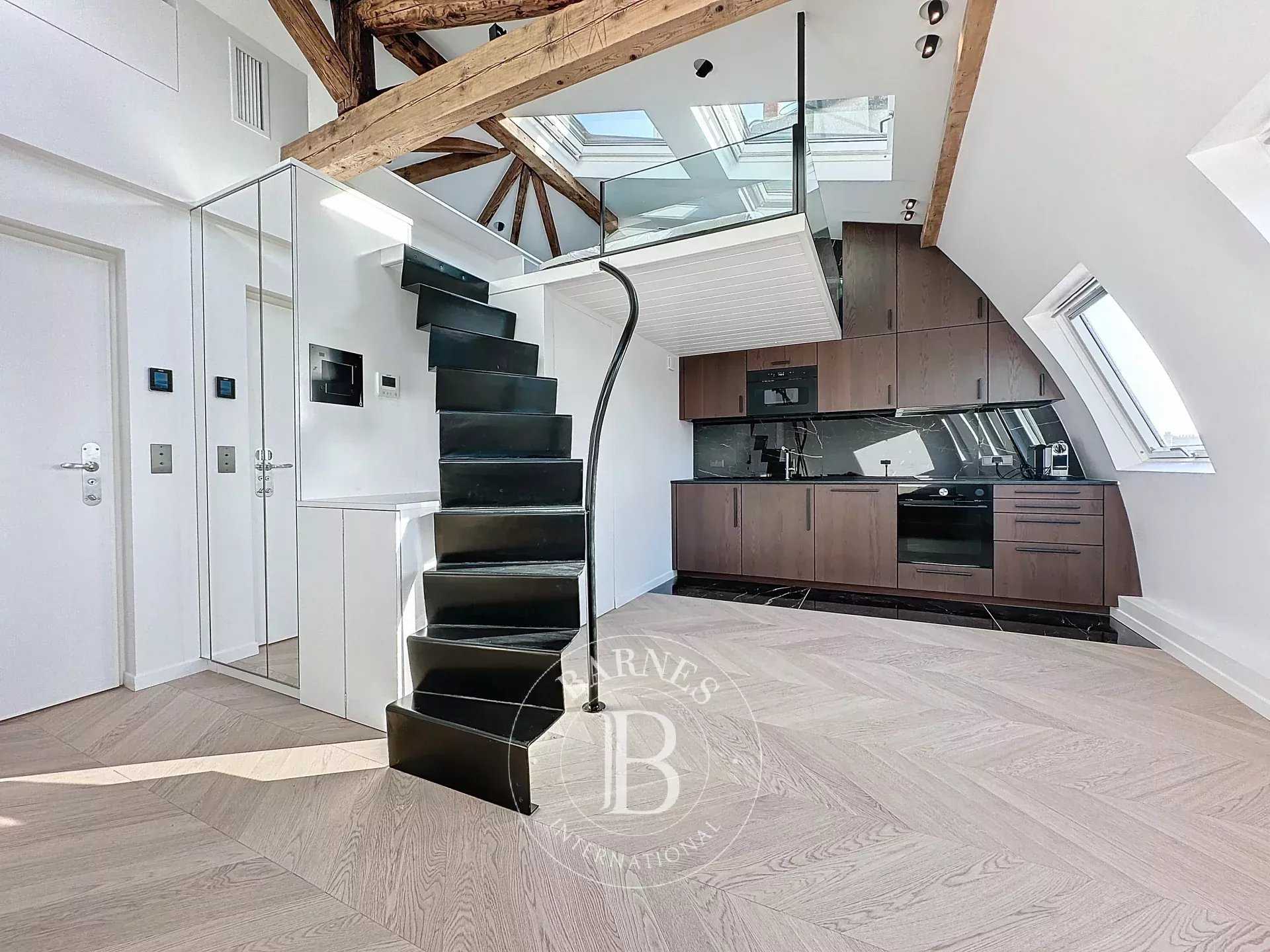 Piso Paris 75007  -  ref 84000562 (picture 1)
