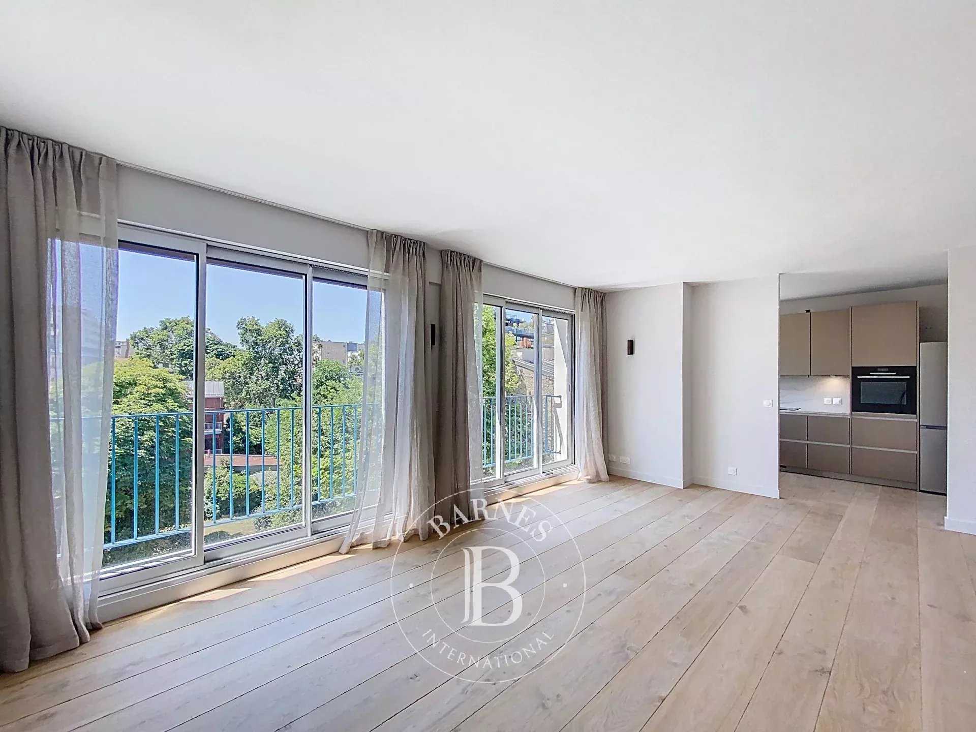 Appartement Paris 75006  -  ref 85827830 (picture 1)