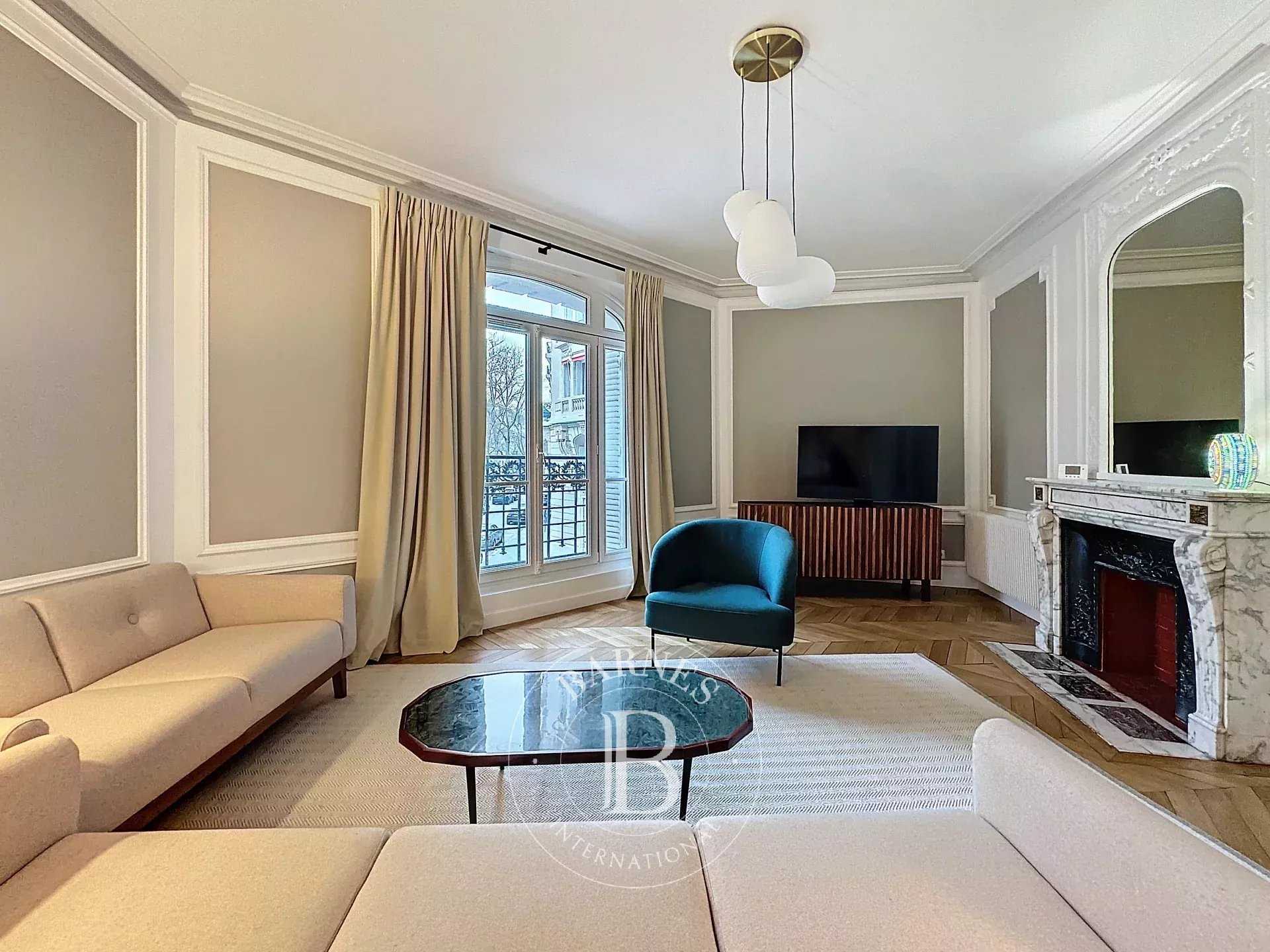 Appartement Paris 75007  -  ref 85610396 (picture 1)