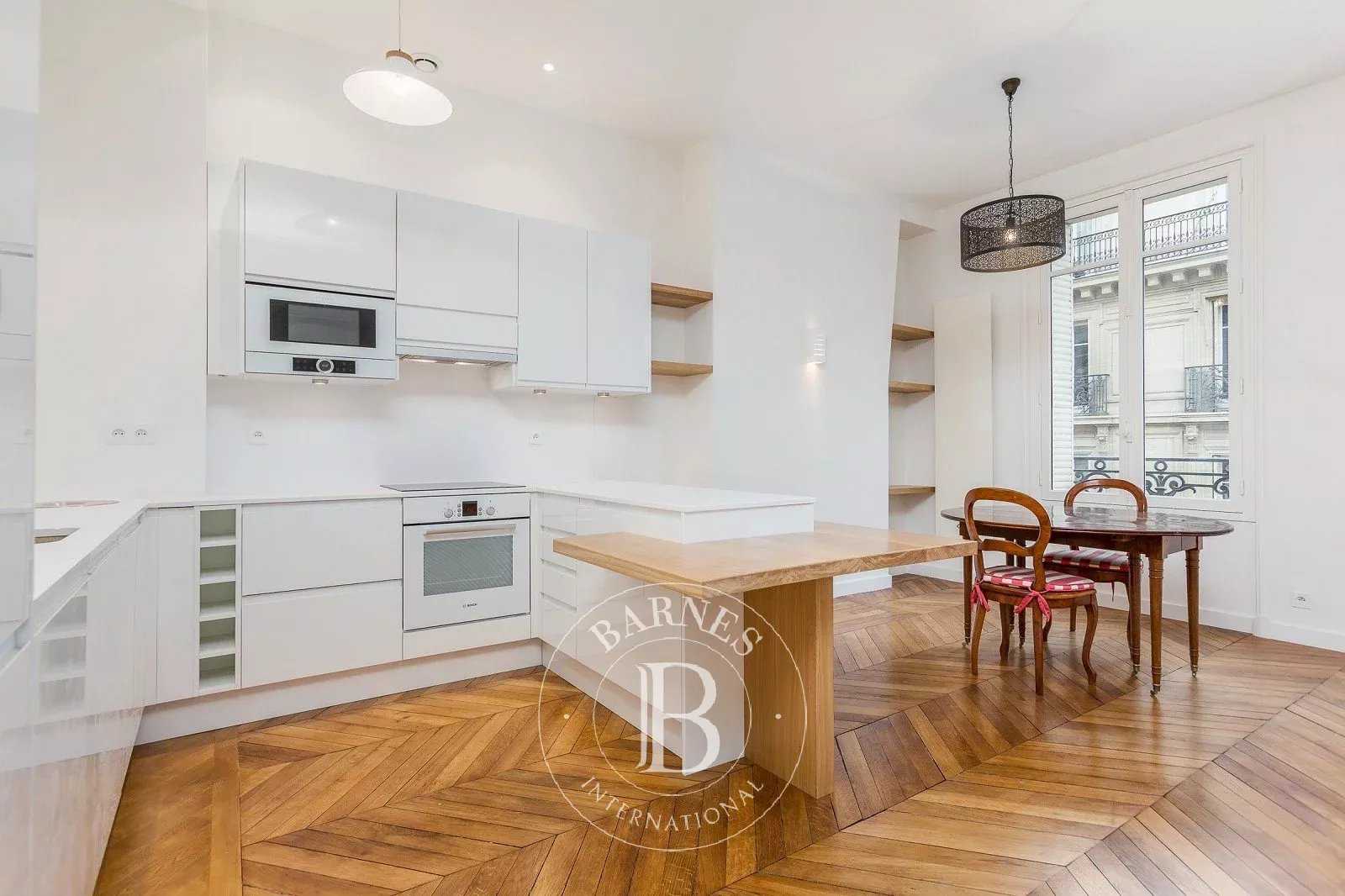 Appartement Paris 75007  -  ref 2766727 (picture 2)