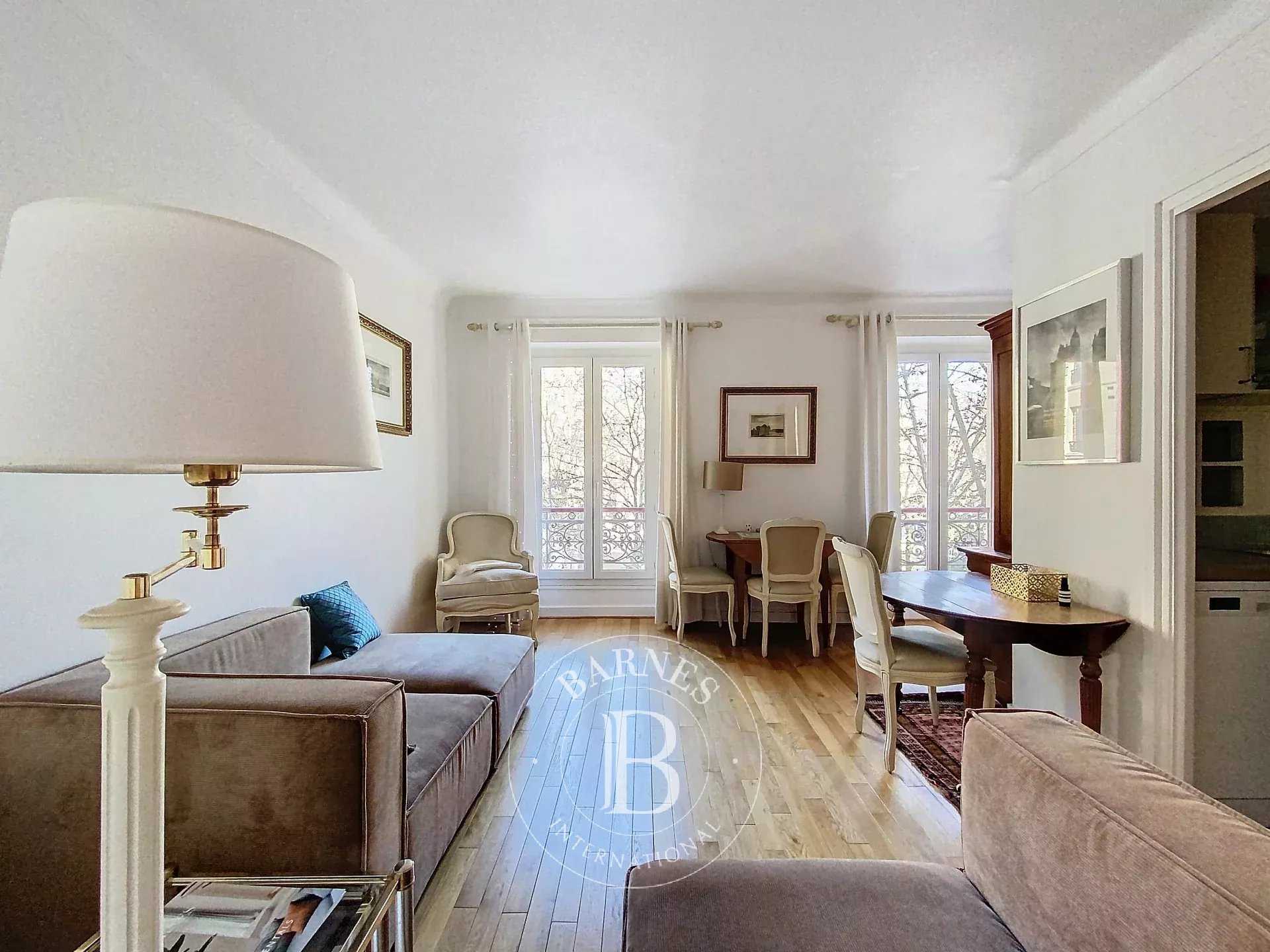 Apartment Paris 75005  -  ref 85471810 (picture 1)