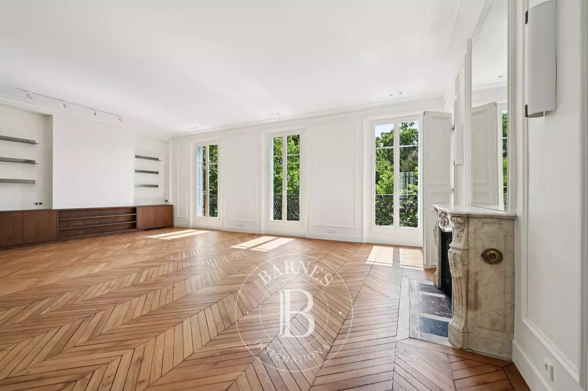Apartment Paris 75006  -  ref 85971048 (picture 1)