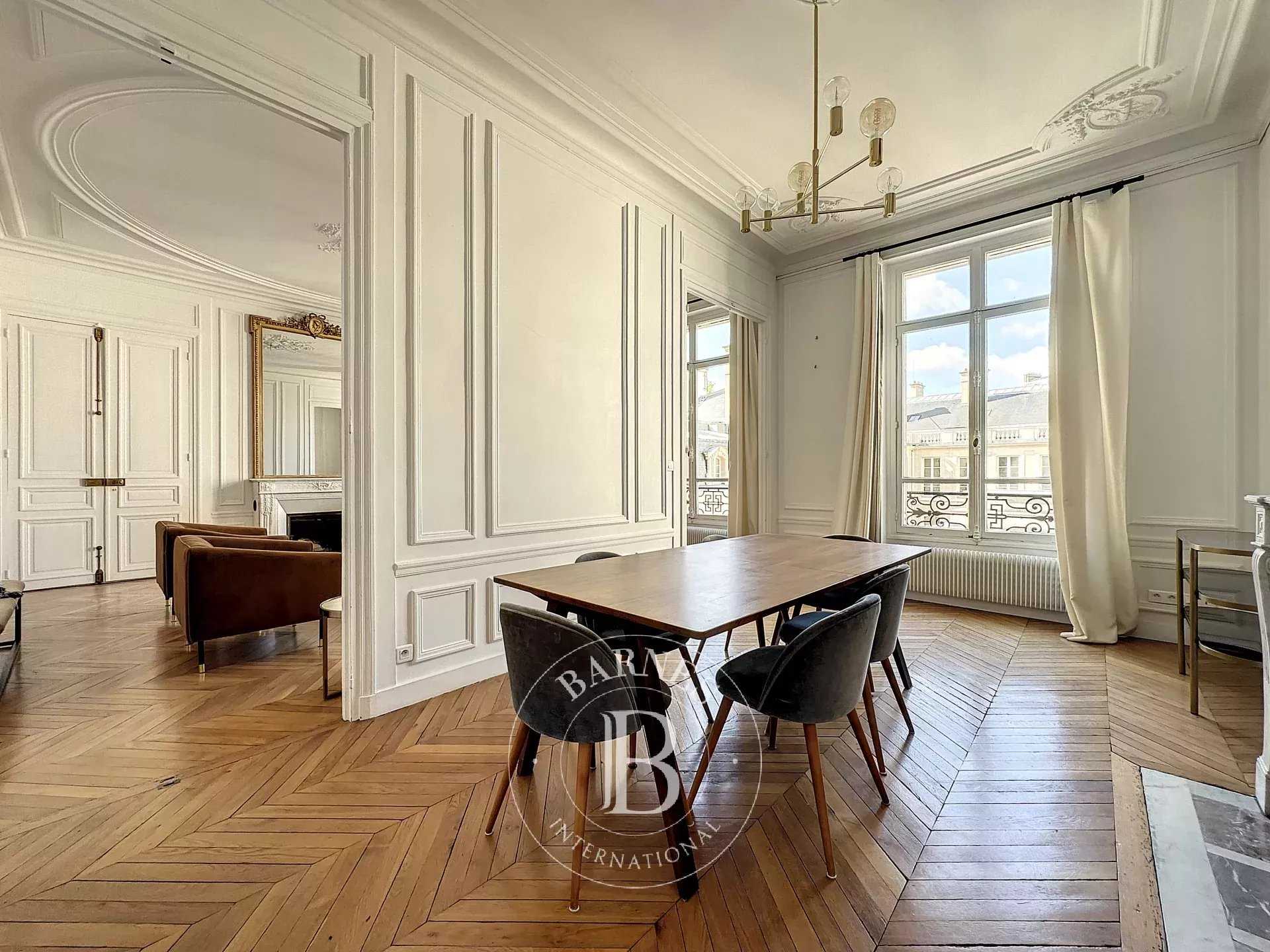 Appartement Paris 75007  -  ref 82825624 (picture 3)
