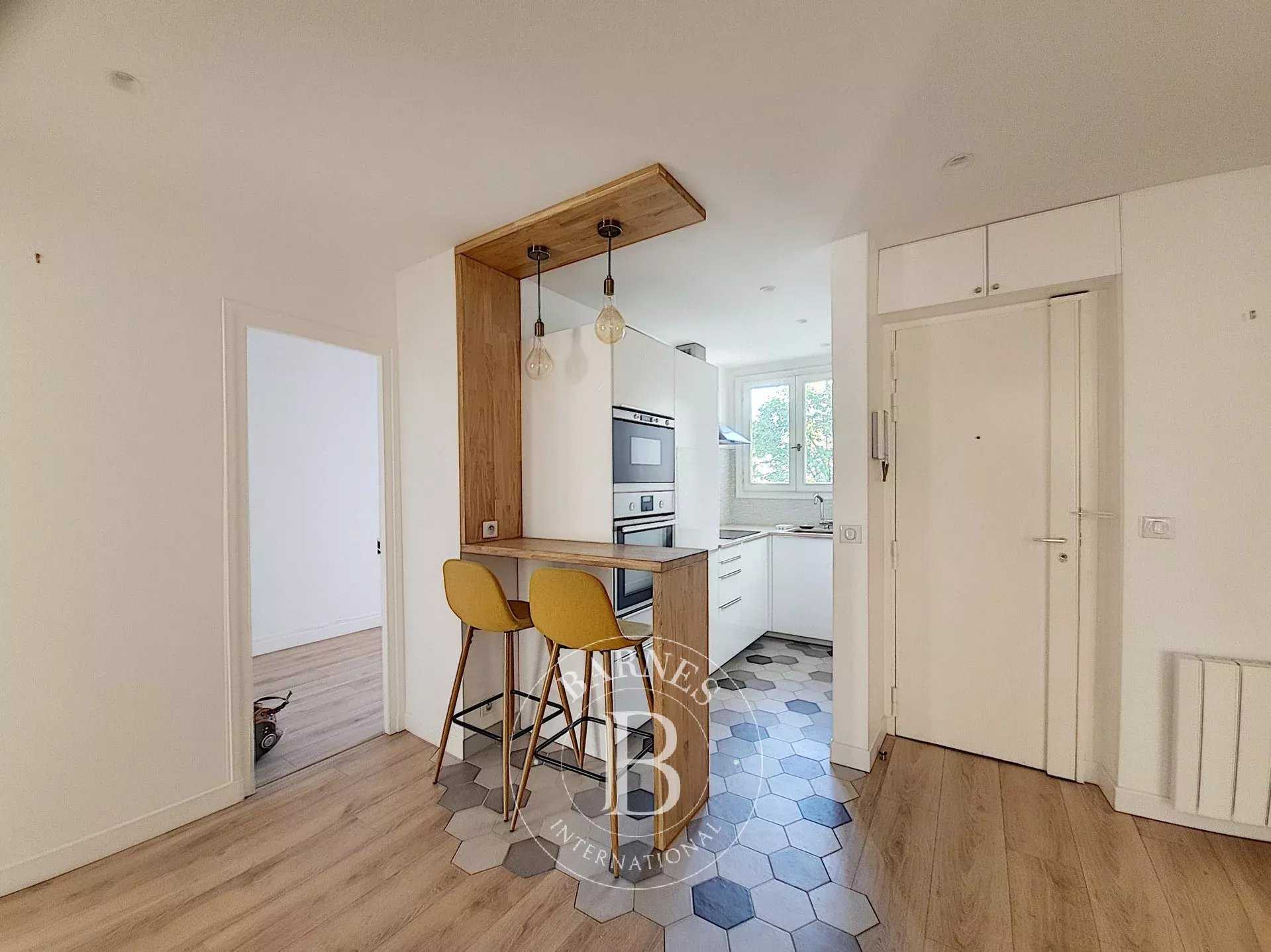 Appartement Paris 75007  -  ref 85162993 (picture 2)