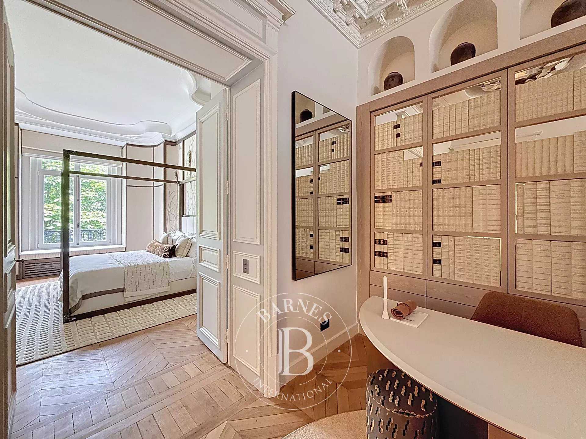 Apartment Paris 75007  -  ref 85454516 (picture 3)