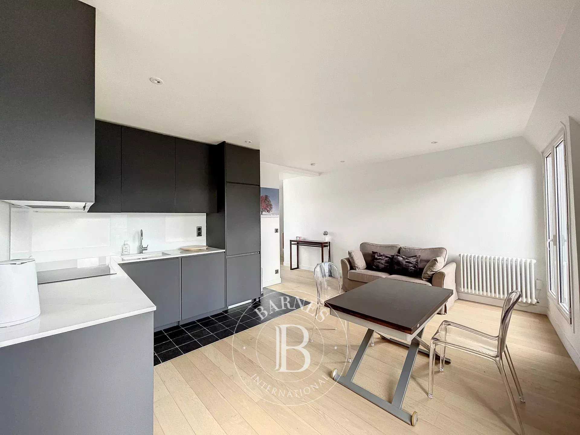 Apartment Paris 75006  -  ref 83052942 (picture 2)