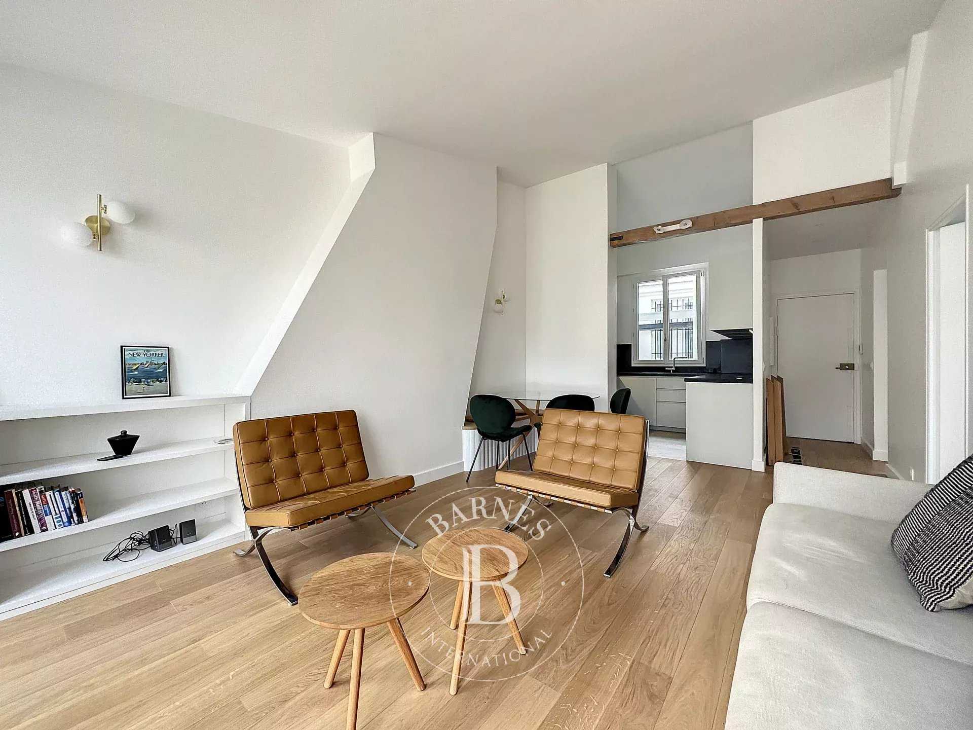 Appartement Paris 75007  -  ref 83560645 (picture 2)