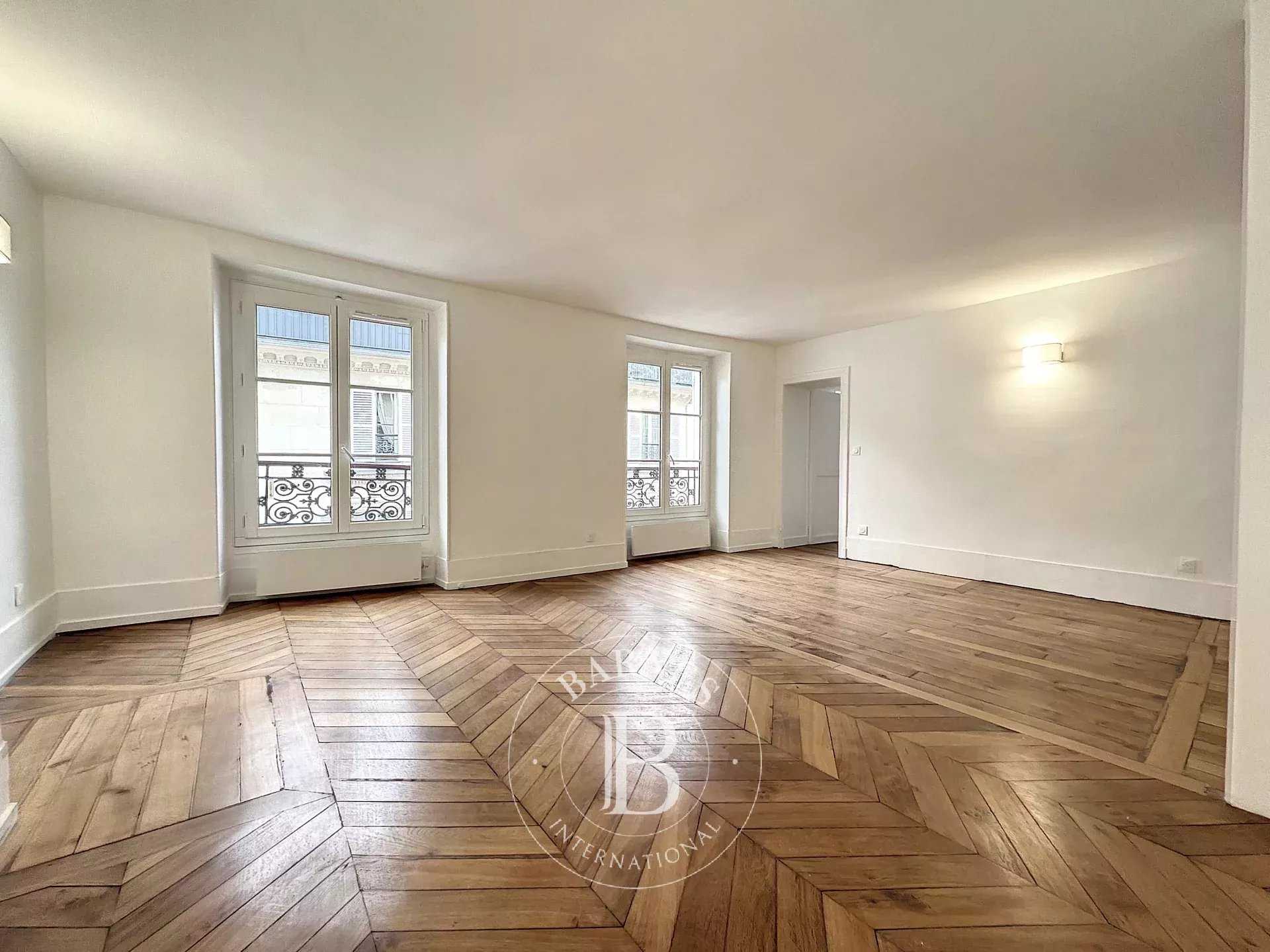 Appartement Paris 75007  -  ref 83758322 (picture 1)